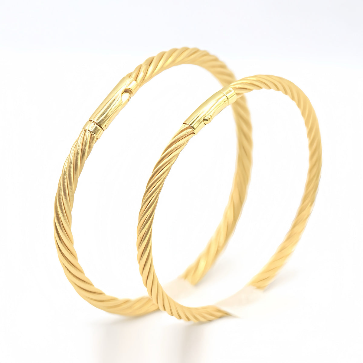 7 Strand Twisted 18K Gold Bracelet (Item No. SH042CB)