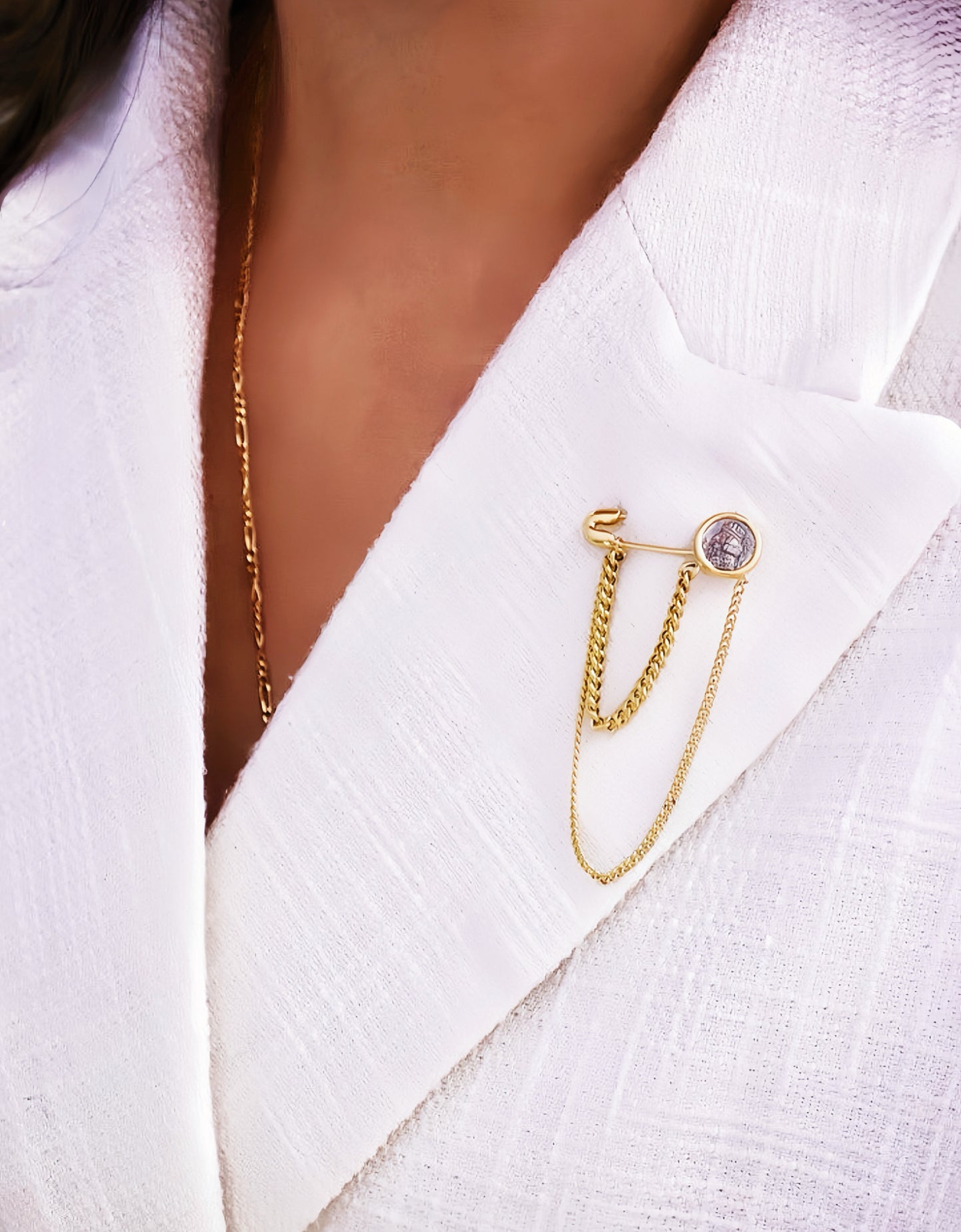 Parthian Emperor Ancient Coin Medallion 18K Gold Brooch (Item No. COIN055)