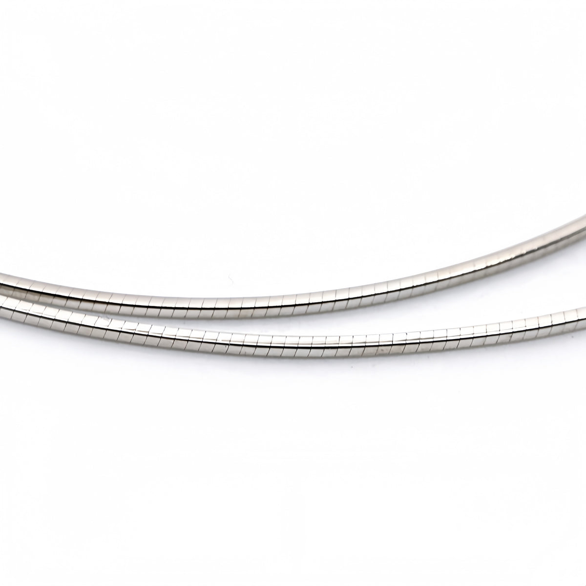 Square Omega 18k Gold Necklace (Item No. OMJ041CN)