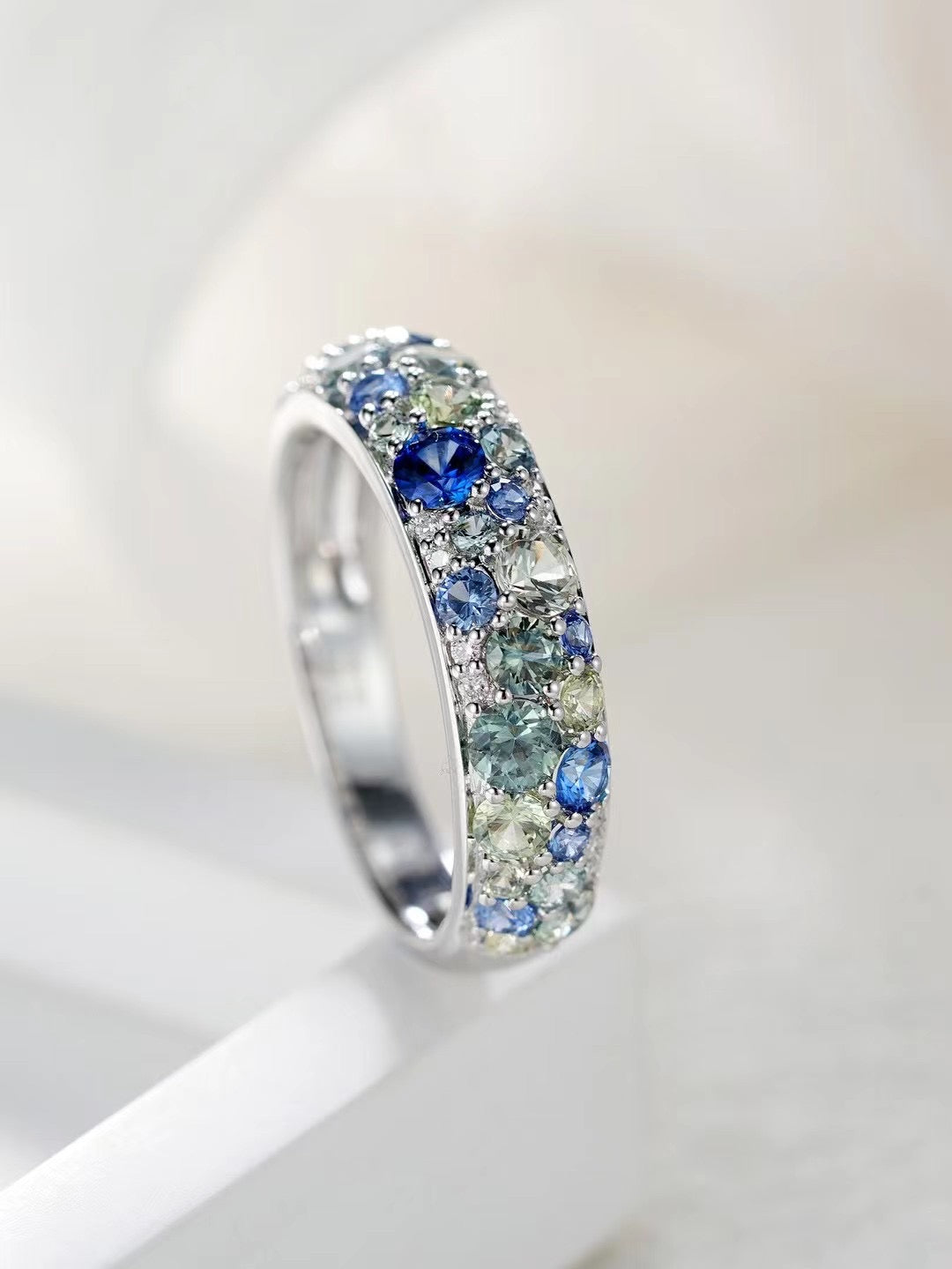 Rainbow Sapphire 18k Gold Ring (Item No. SA060)
