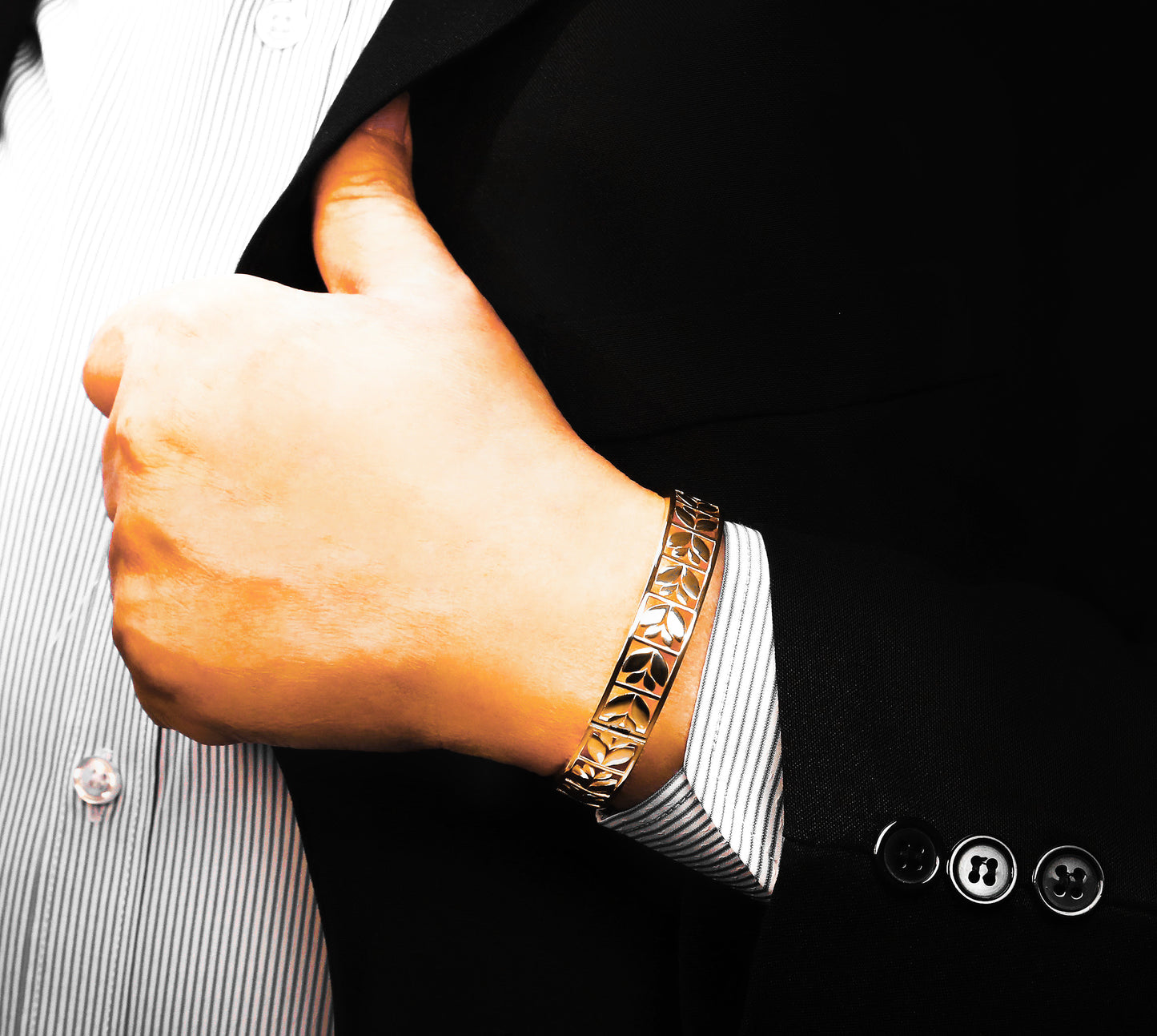 Greek Key Hollow Leaf Sterling Silver/9k/14k/18k Gold Bangle(Item No. GB0017)