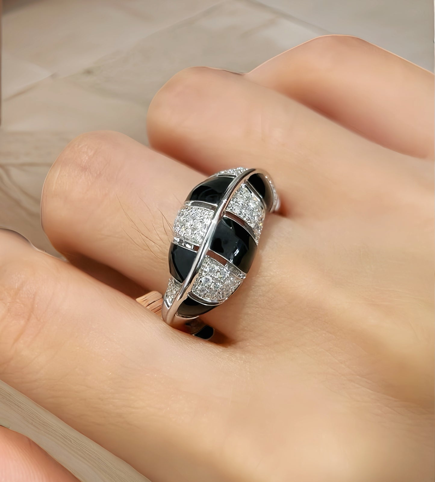 Black Enamel 18k Gold Diamond Ring (Item No. VT156)