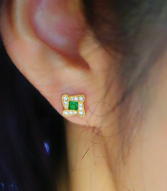 Vintage 18k Gold Diamond Emerald Earring (Item No. VT058)