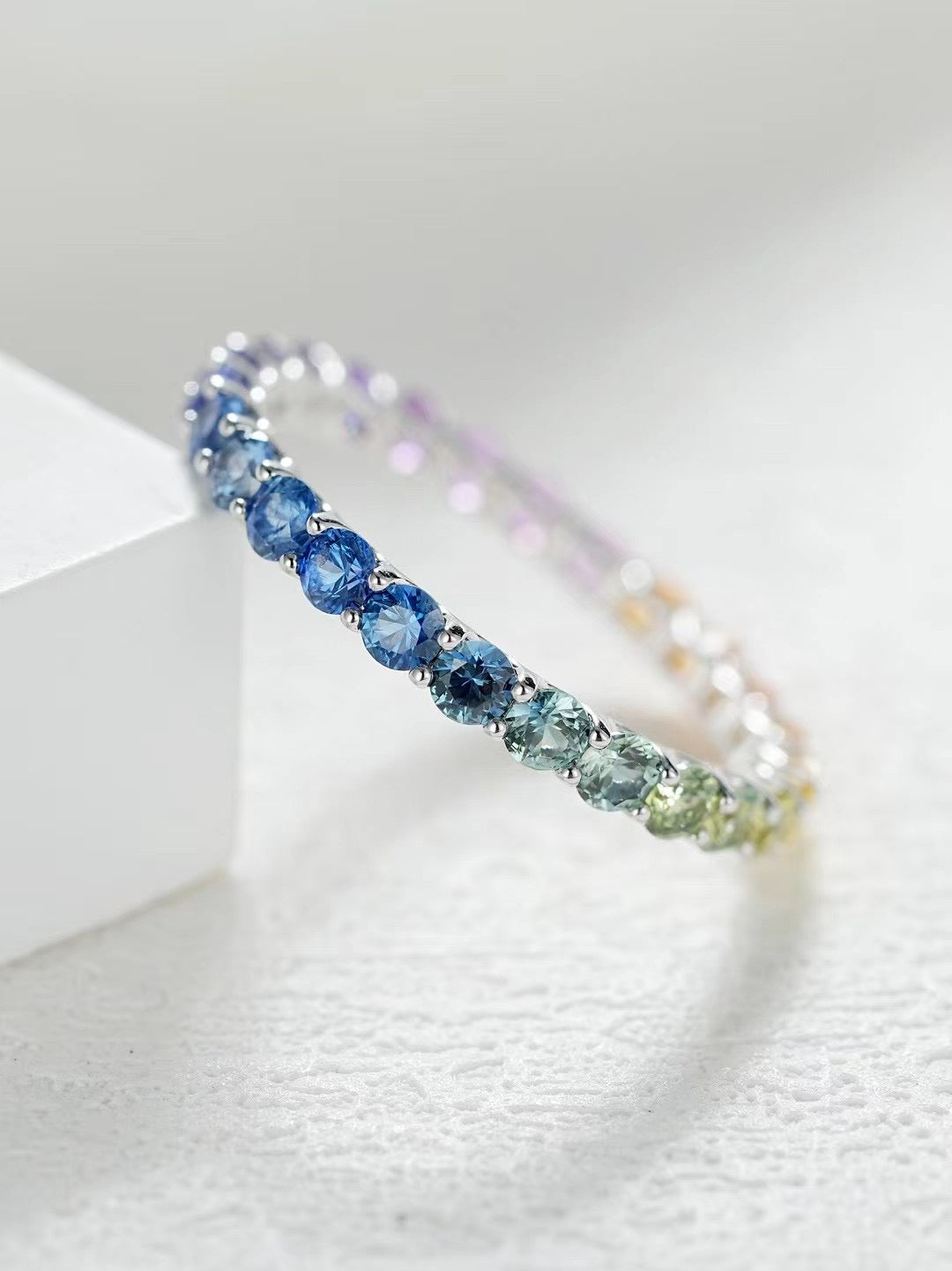 Rainbow Sapphire 18k Gold Ring (Item No. SA062)