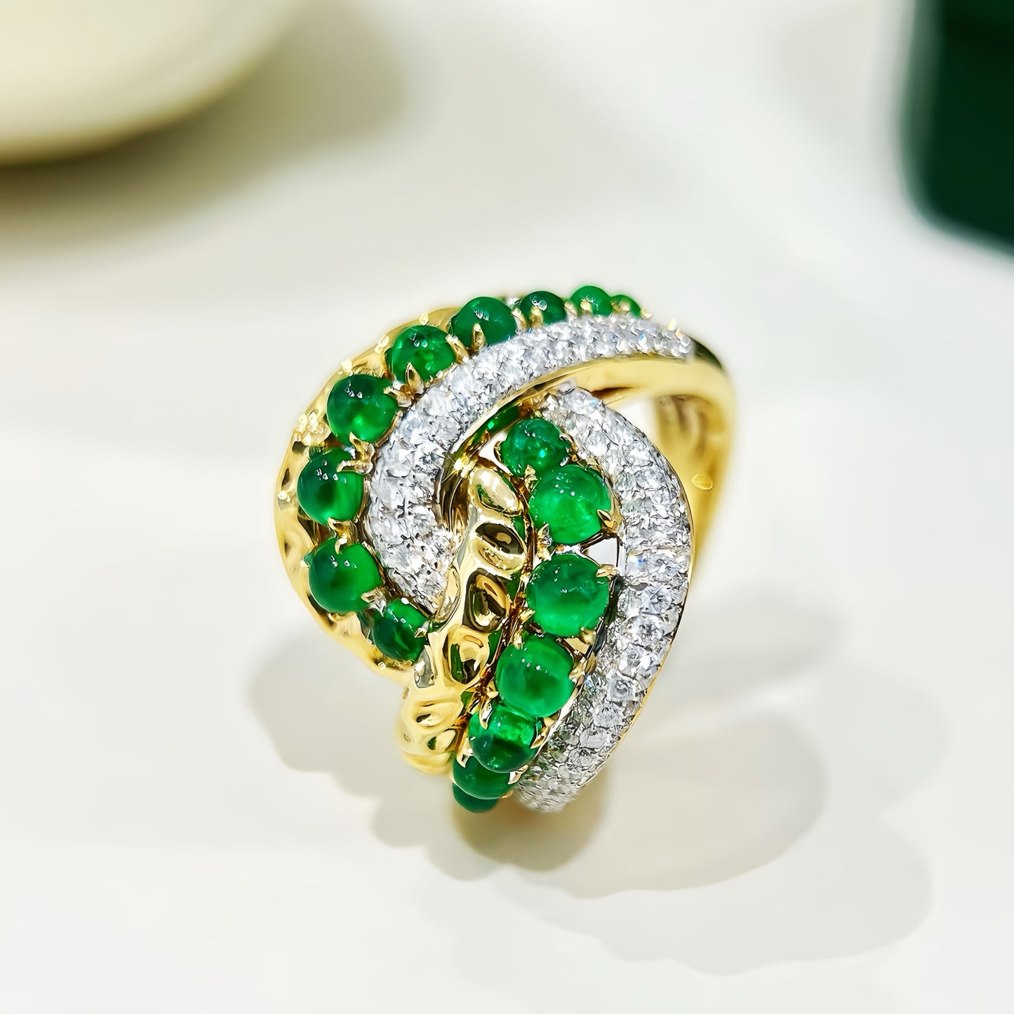 Vintage 18k Gold Diamond Emerald Ring (Item No. VT430)