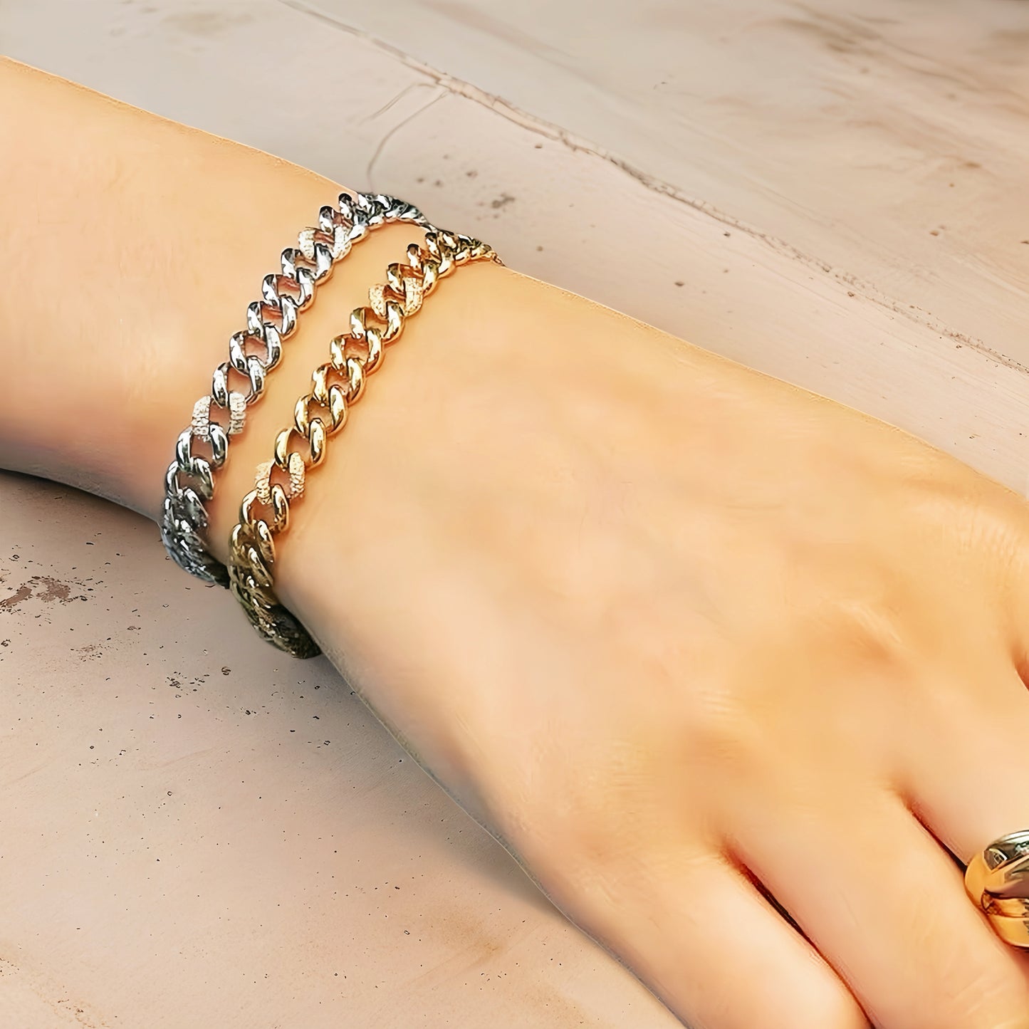 Cuban 18k Gold Diamond Bracelet (Item No. VT133)