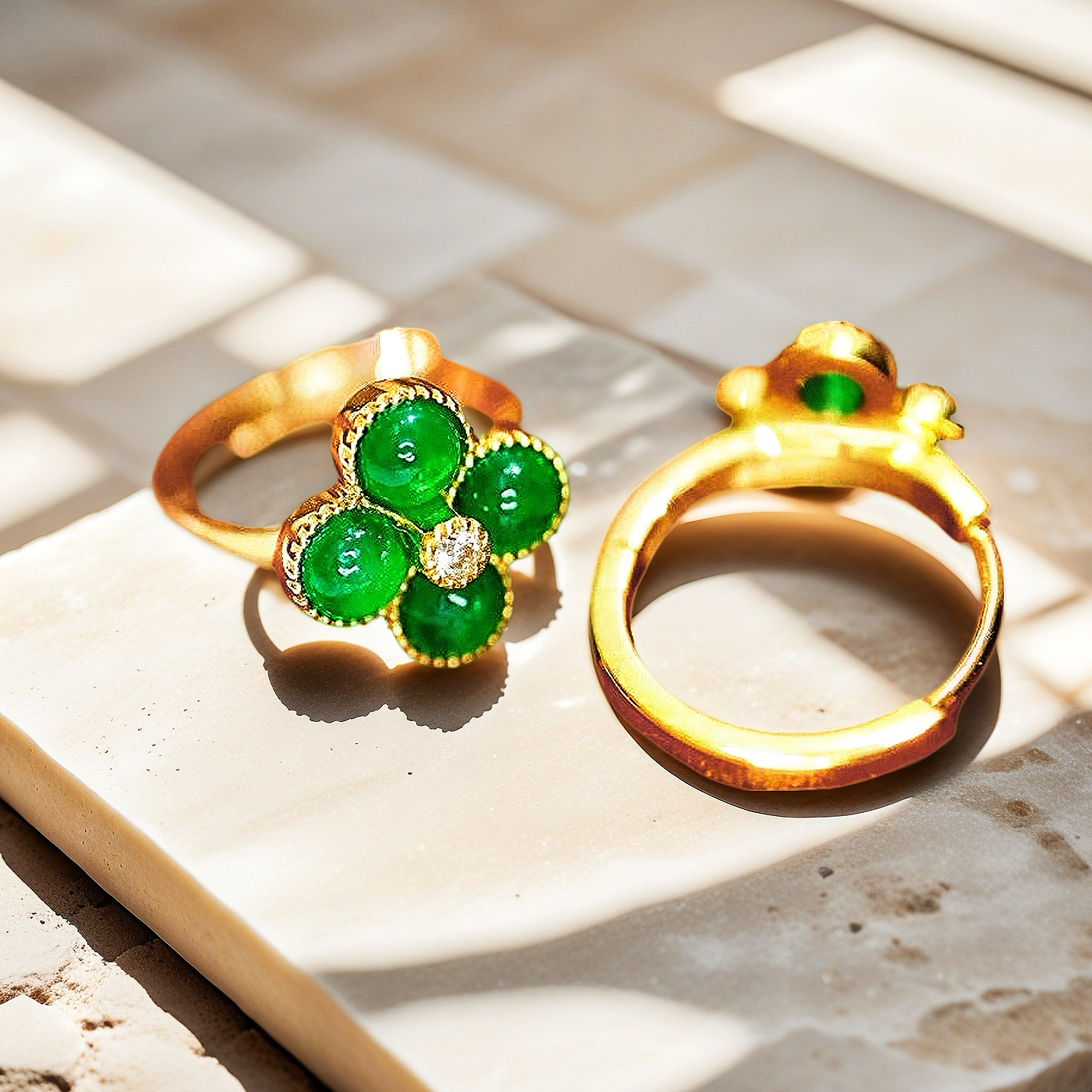 Four-leaf Clover 18k Gold Diamond Emerald Earring (Item No. VT060)