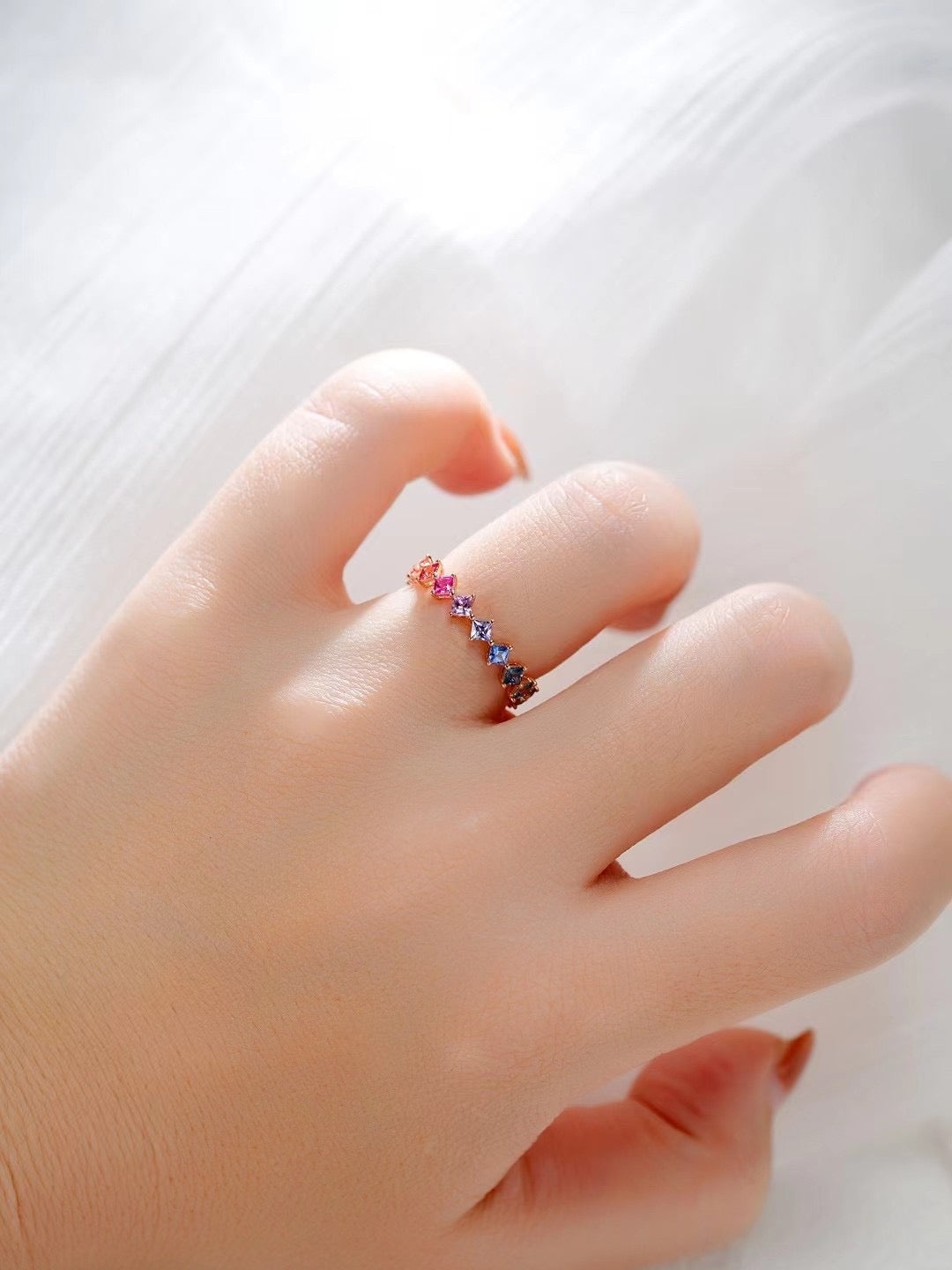 Rainbow Sapphire 18k Gold Ring (Item No. SA092)