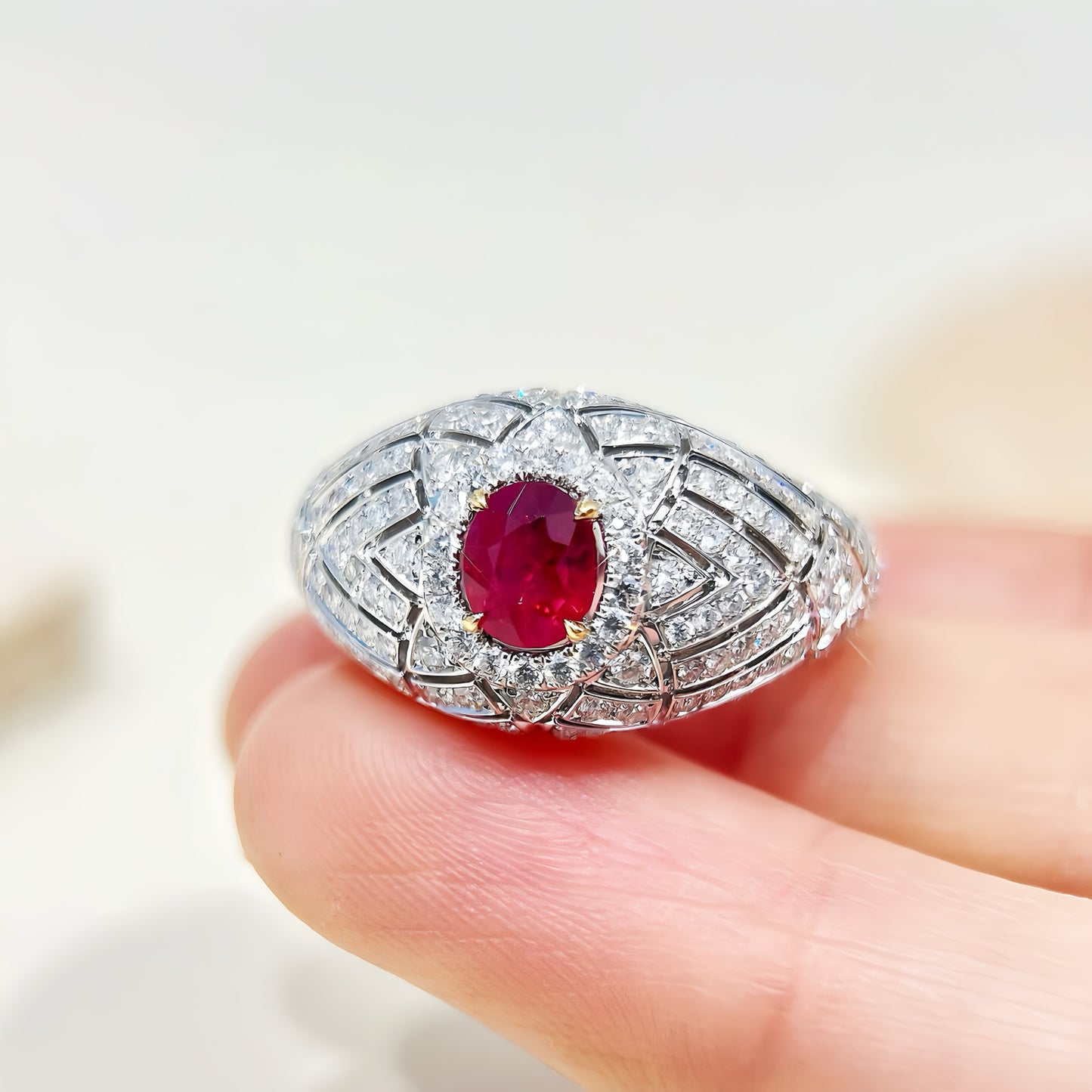 Vintage 18k Gold Diamond Ruby Ring (Item No. VT419)
