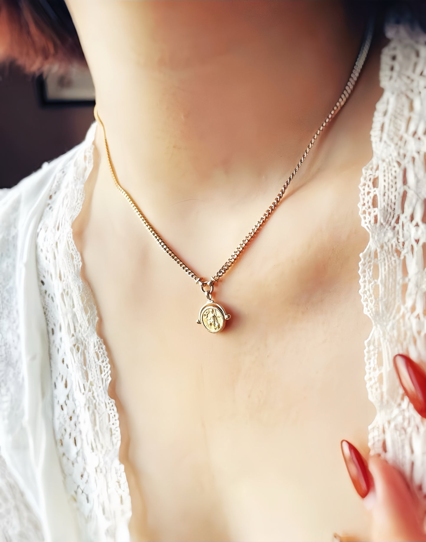 Athena Opal 18k Gold Coin Pendant (Item No. VT109)