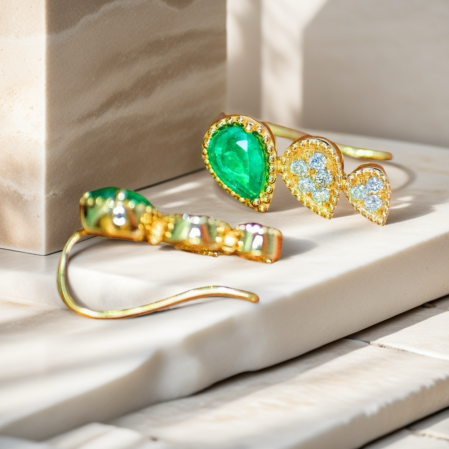 Vintage 18k Gold Diamond Emerald Earring (Item No. VT052)