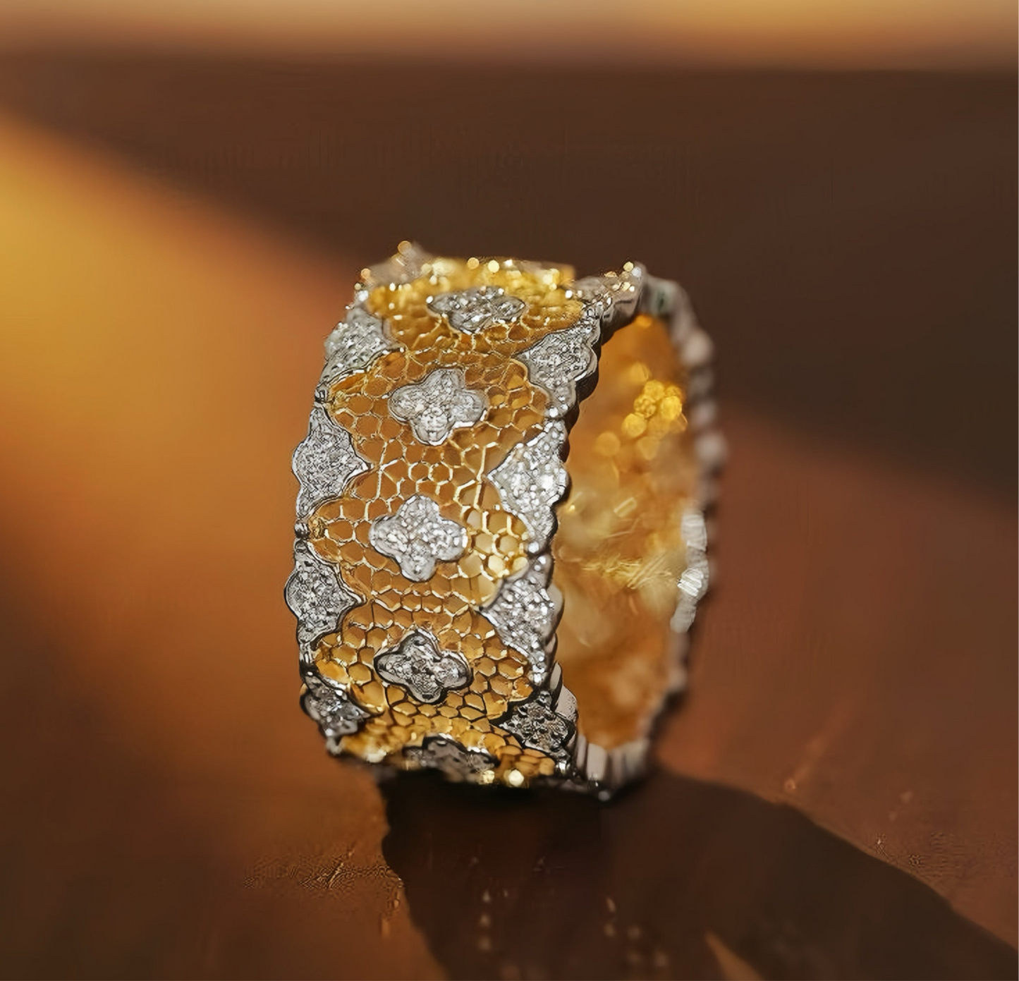 Vintage Victoria Lace 18k Gold Diamond Ring (Item No. VT043)