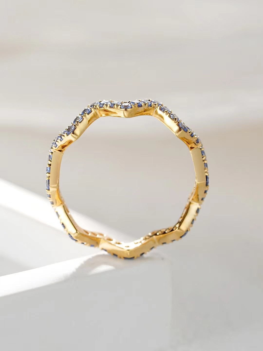 Rainbow Sapphire 18k Gold Ring (Item No. SA056)