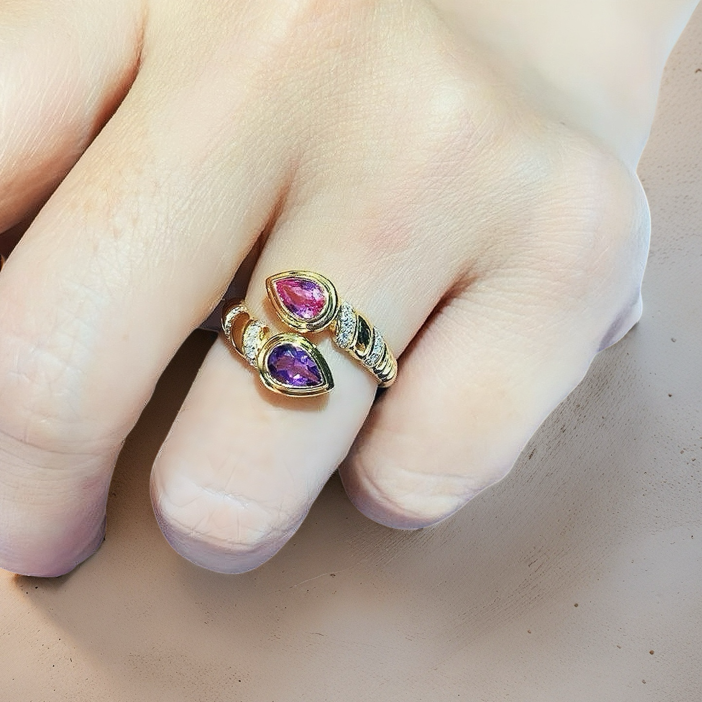 Snake 18k Gold Diamond Ring (Item No. VT031)