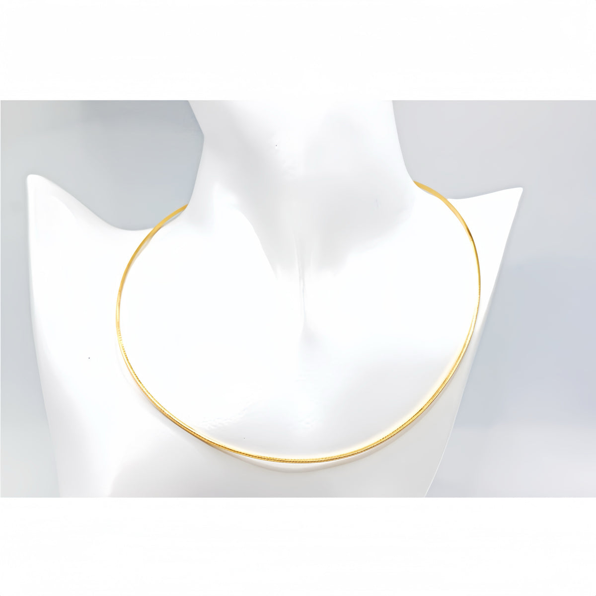 Square Omega 18k Gold Necklace (Item No. OMJ031CN)