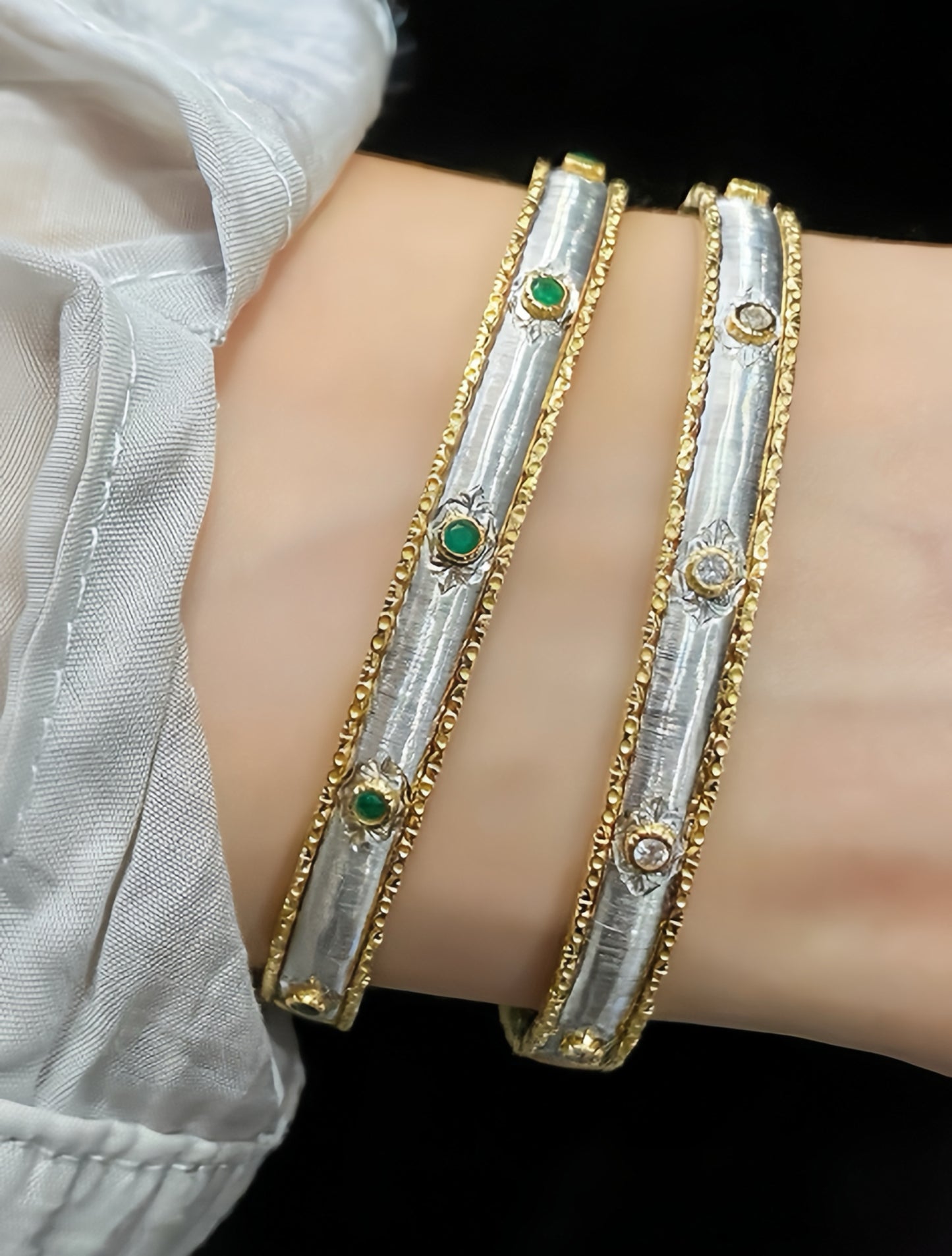 Vintage 18k Gold Diamond Bracelet (Item No. VT147)