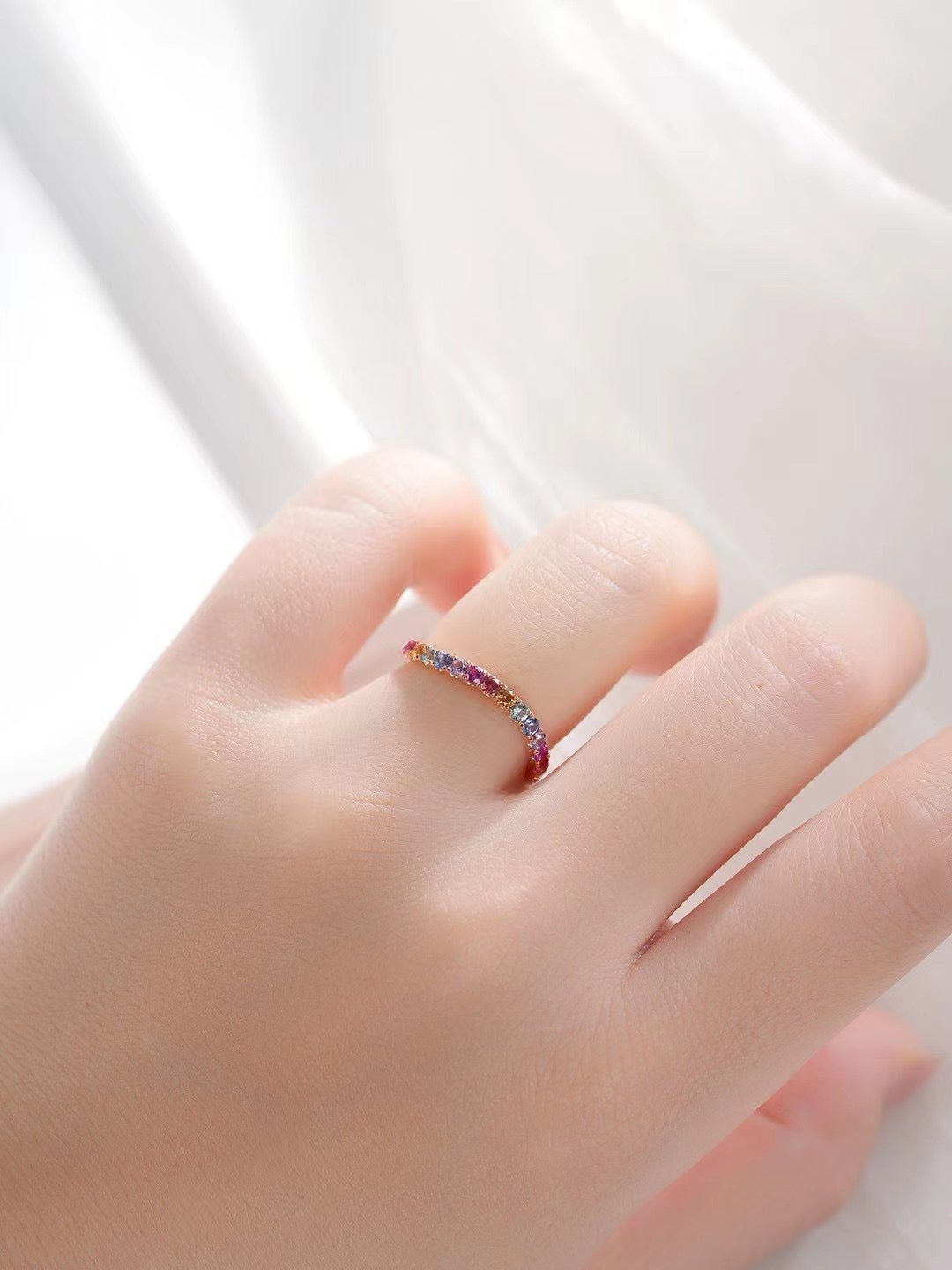 Rainbow Sapphire 18k Gold Ring (Item No. SA032)