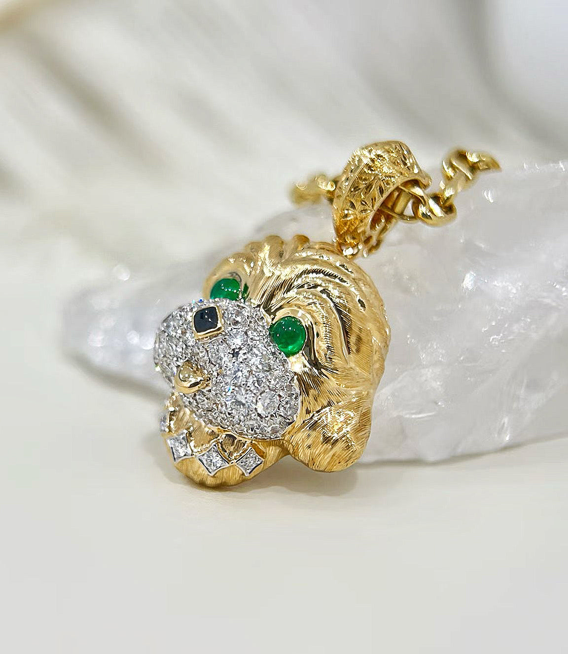 Dog Vintage 18k Gold Diamond Pendant (Item No. VT359)