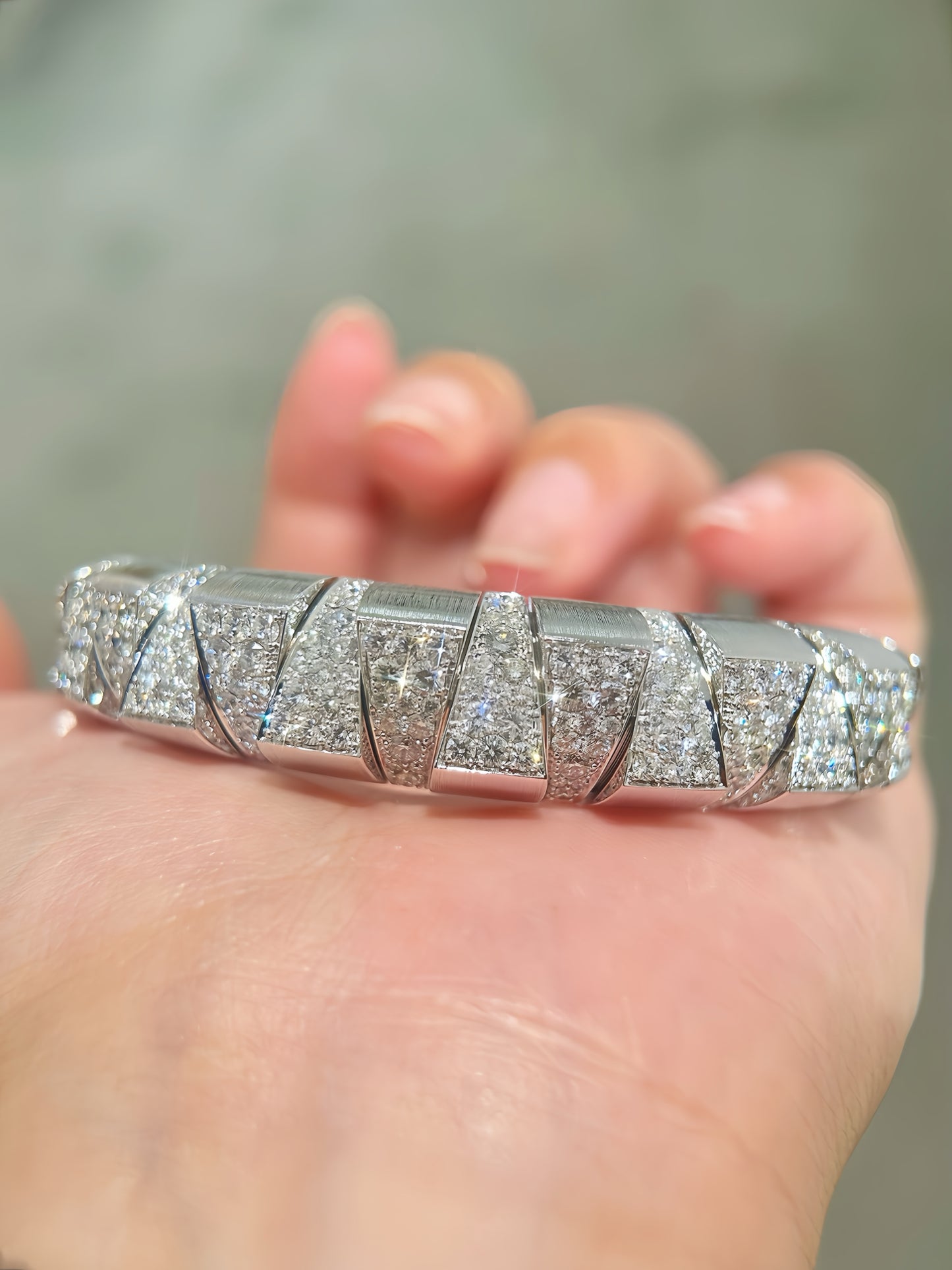 Vintage 18k Gold Diamond Bracelet (Item No. VT131)