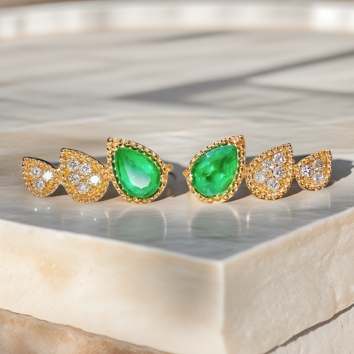 Vintage 18k Gold Diamond Emerald Earring (Item No. VT052)