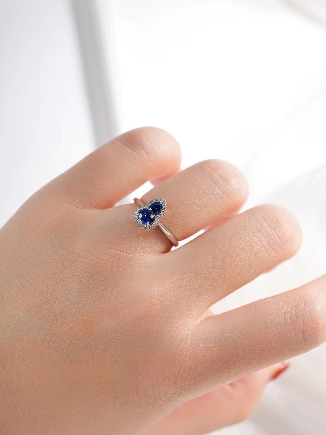 Rainbow Sapphire 18k Gold Ring (Item No. SA068)