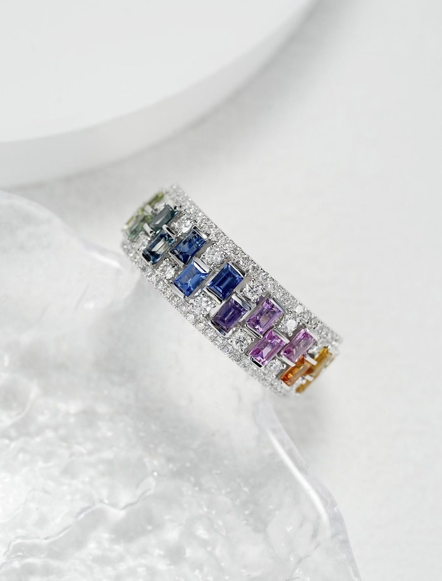 Rainbow Sapphire 18k Gold Ring (Item No. SA137)