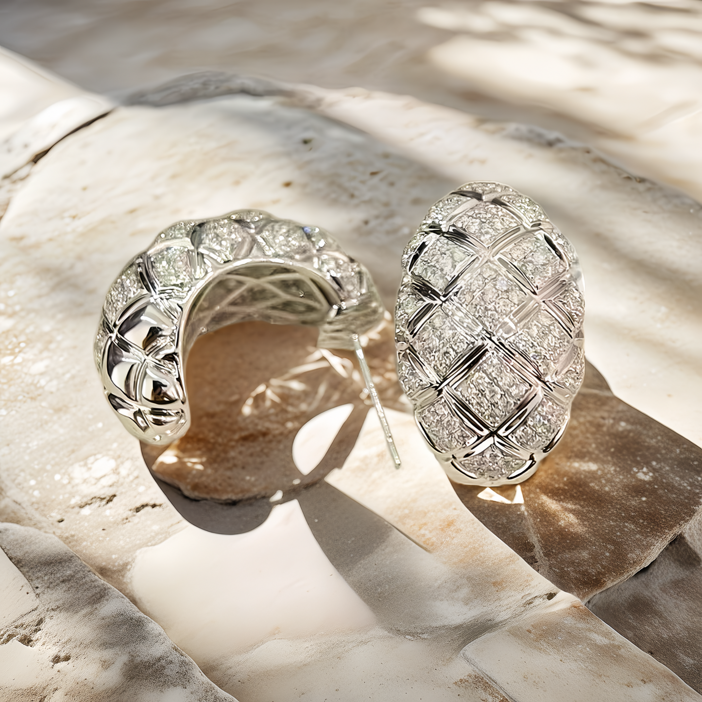 Vintage 18k Gold Diamond Earring (Item No. VT215)