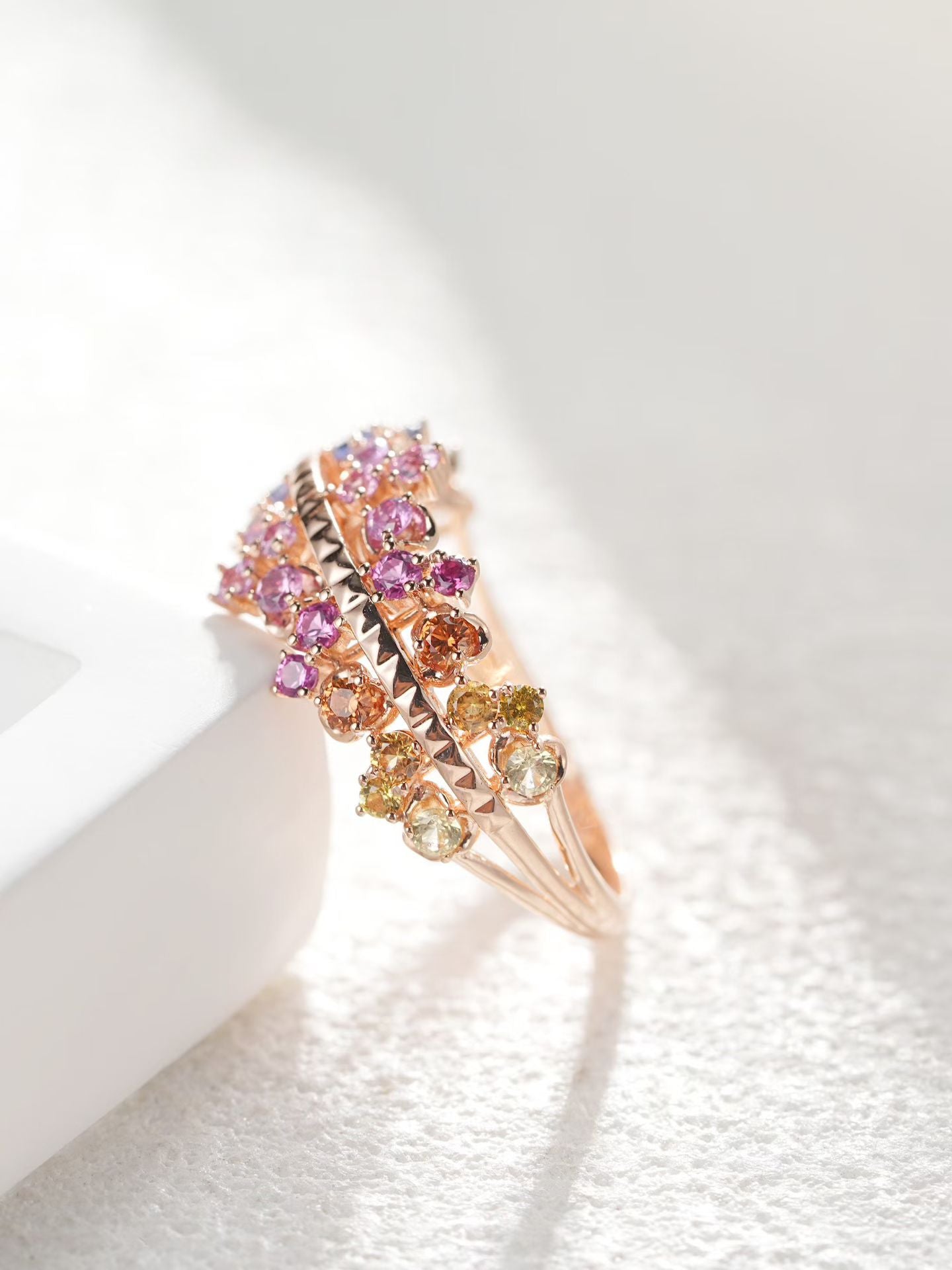 Rainbow Sapphire 18k Gold Ring (Item No. SA136)