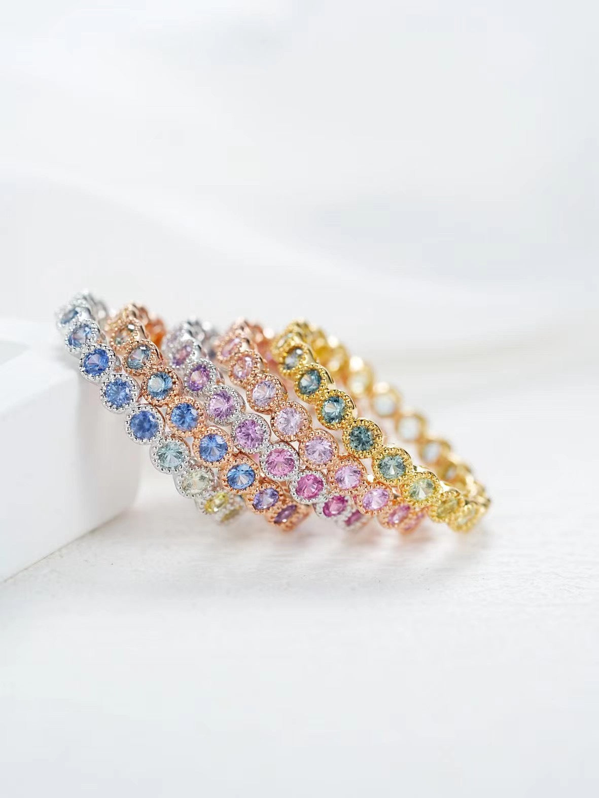 Rainbow Sapphire 18k Gold Ring (Item No. SA029)