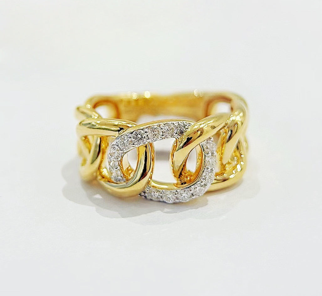 Vintage 18k Gold Diamond Ring (Item No. VT256)