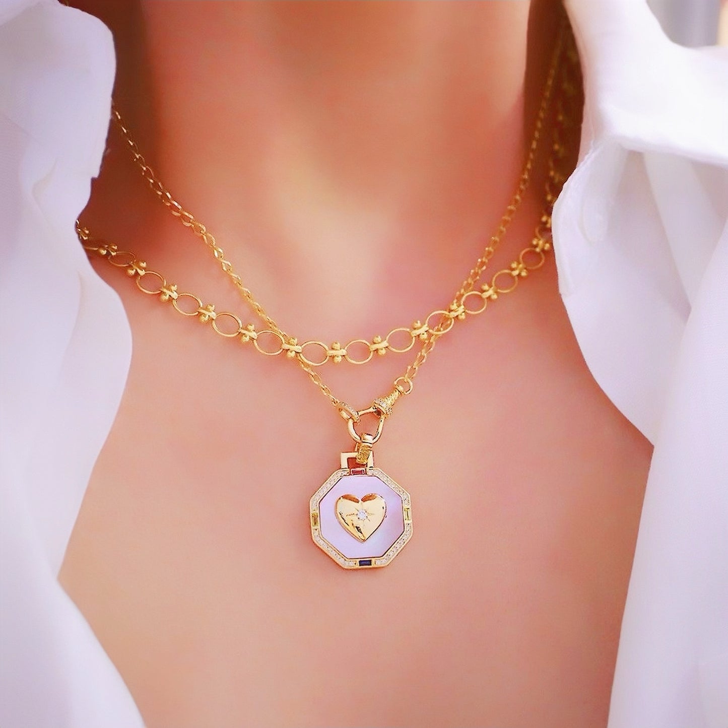 Vintage 18k Gold Diamond Pendant (Item No. VT101)