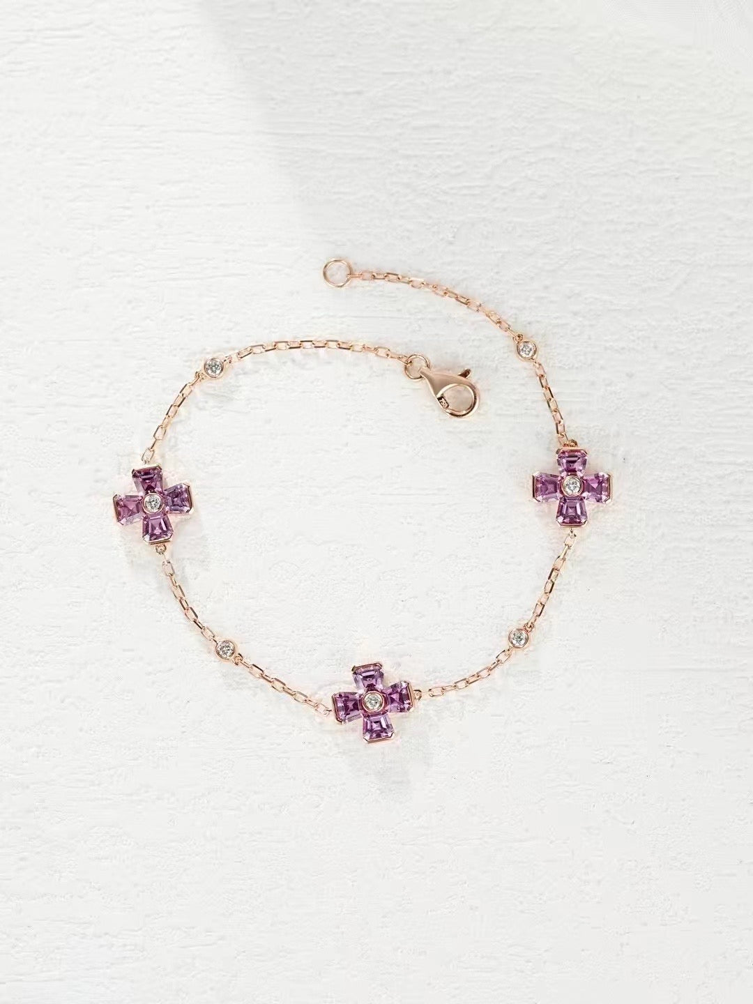 Four Leaf Clover Rainbow Sapphire 18K Gold Bracelet (Item No. SA041)