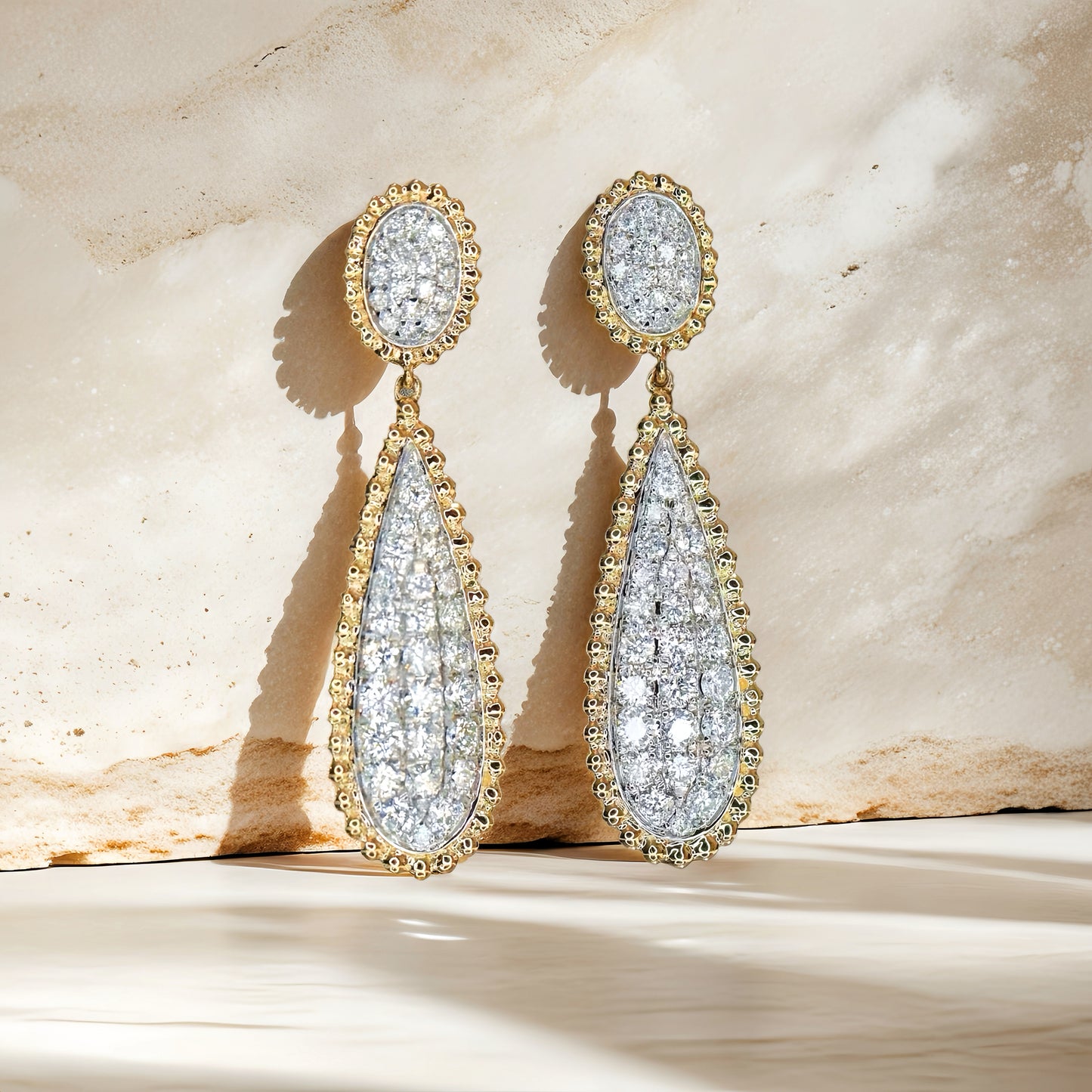 Vintage 18k Gold Diamond Earring (Item No. VT194)