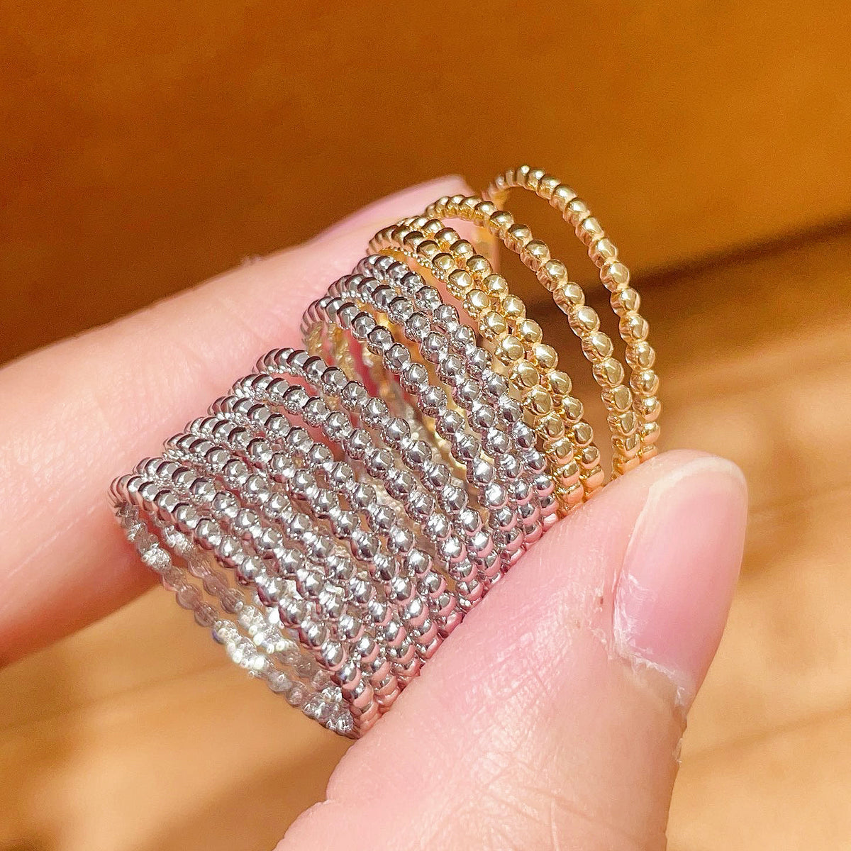 Classic 18k Gold Ring (Item No. HFR020)
