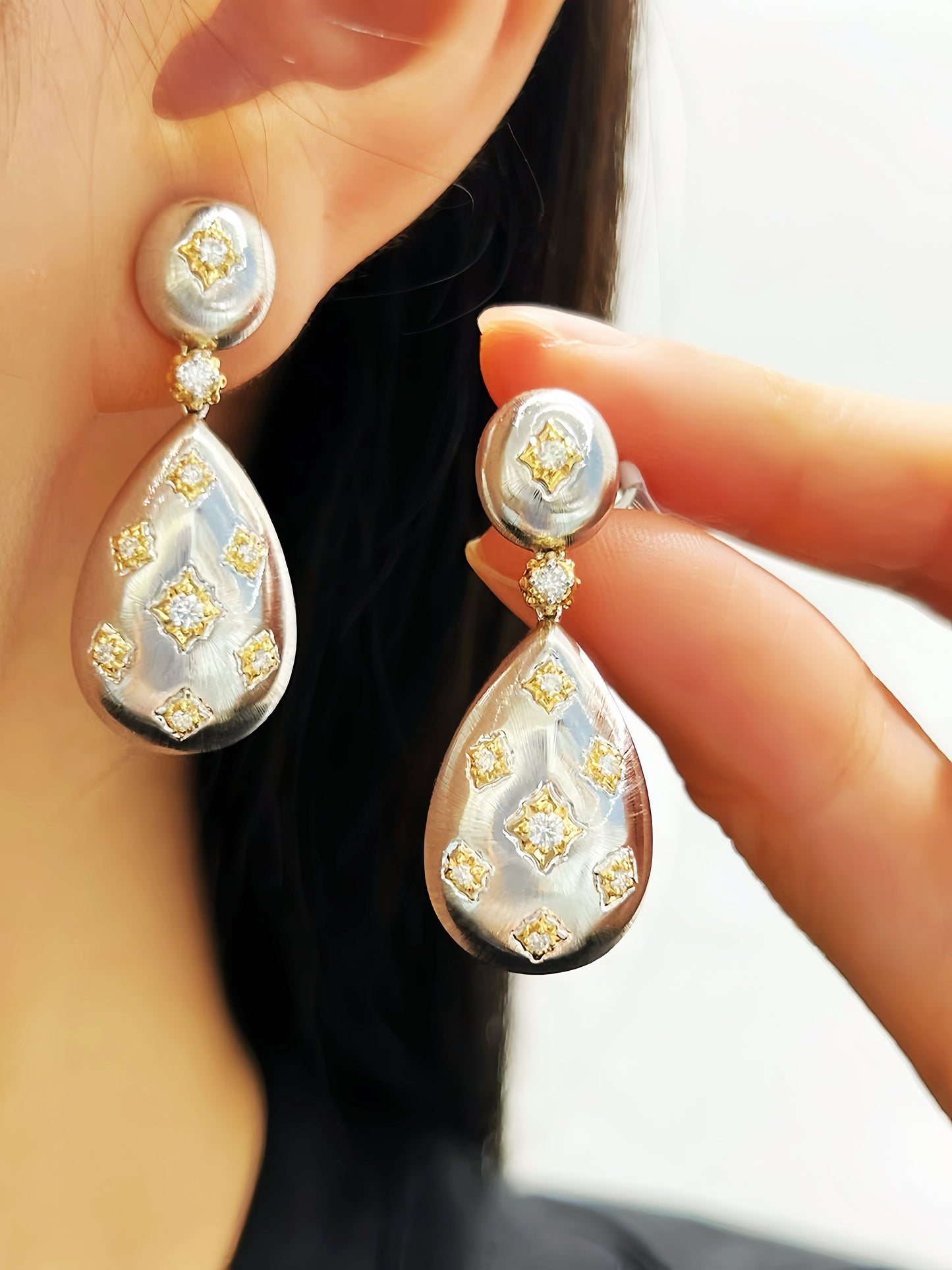 Vintage 18k Gold Diamond Ruby Earring (Item No. VT244)