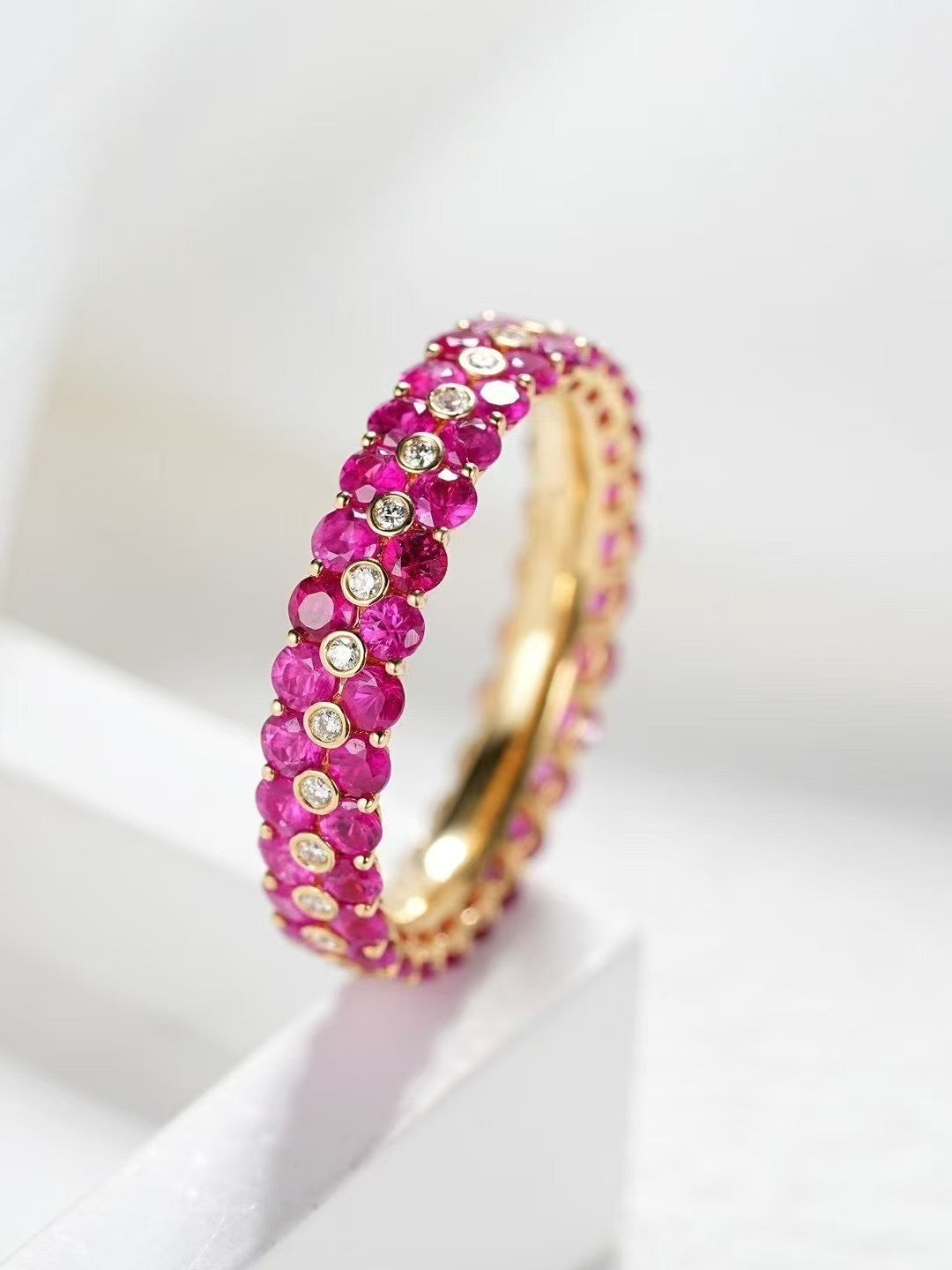 Ruby 18k Gold Ring (Item No. SA117)