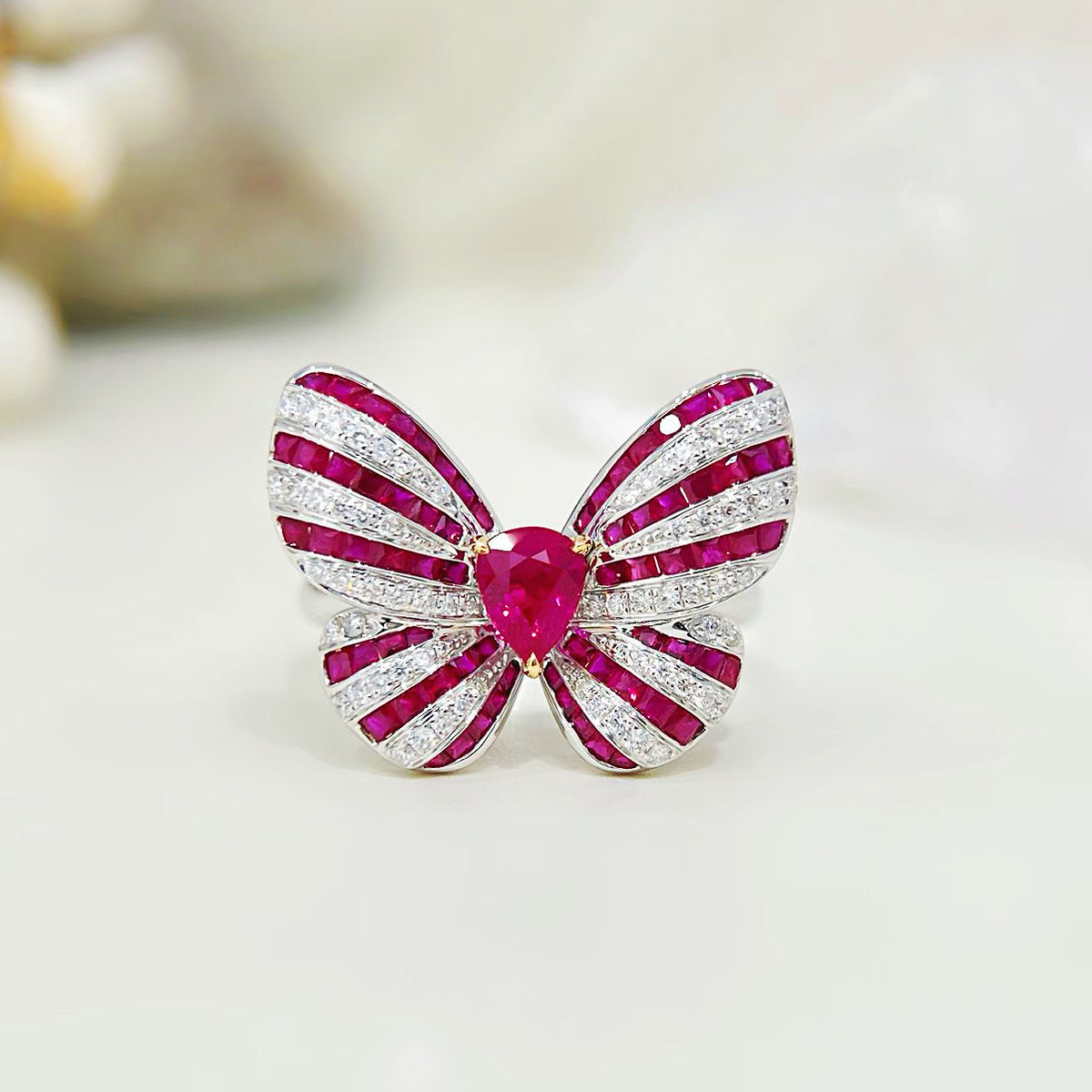 Vintage Butterfly 18k Gold Diamond Ruby Ring (Item No. VT513)