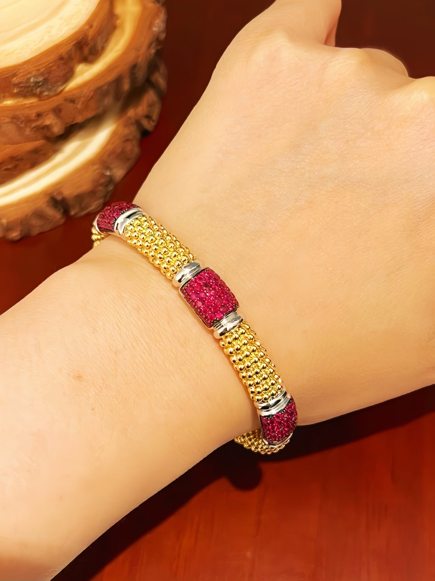 Vintage 18k Gold Ruby Bracelet (Item No. VT458)