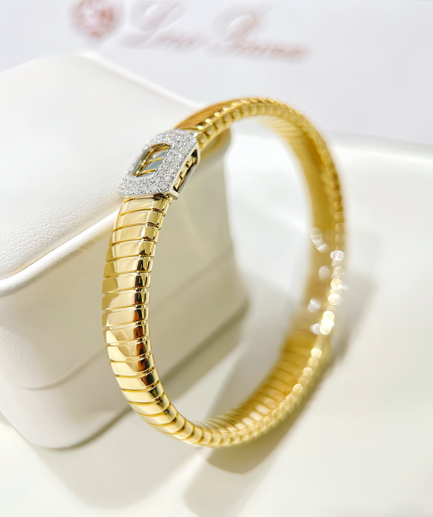 Vintage 18k Gold Diamond Bracelet (Item No. VT354)