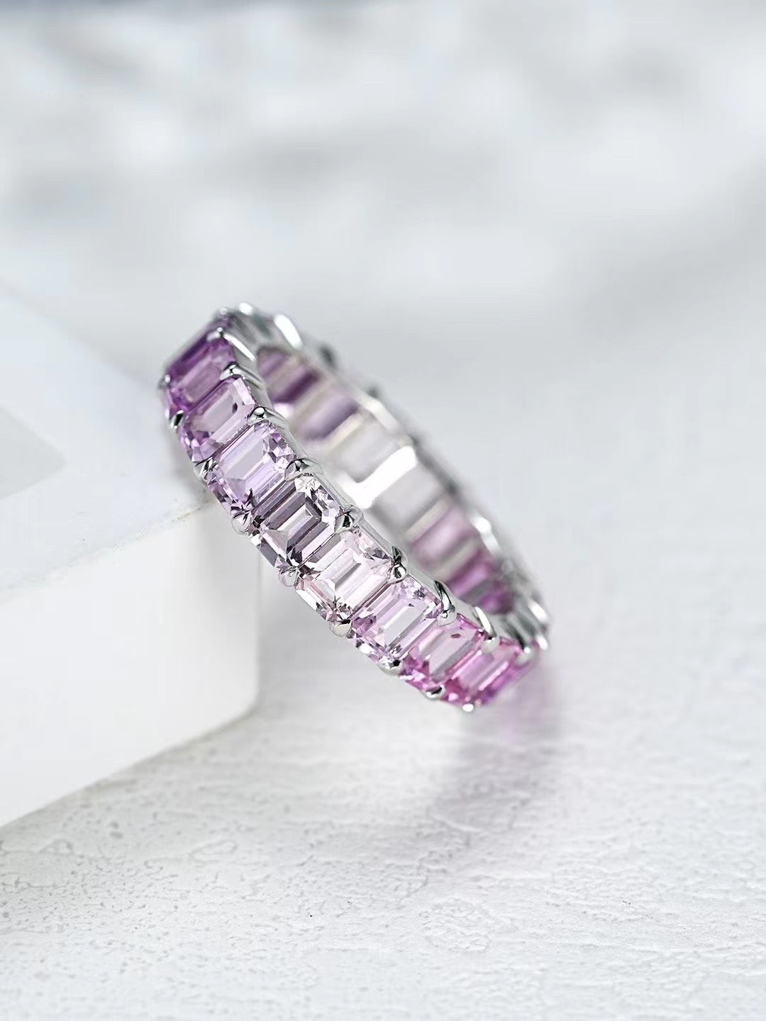 Rainbow Sapphire 18k Gold Ring (Item No. SA045)