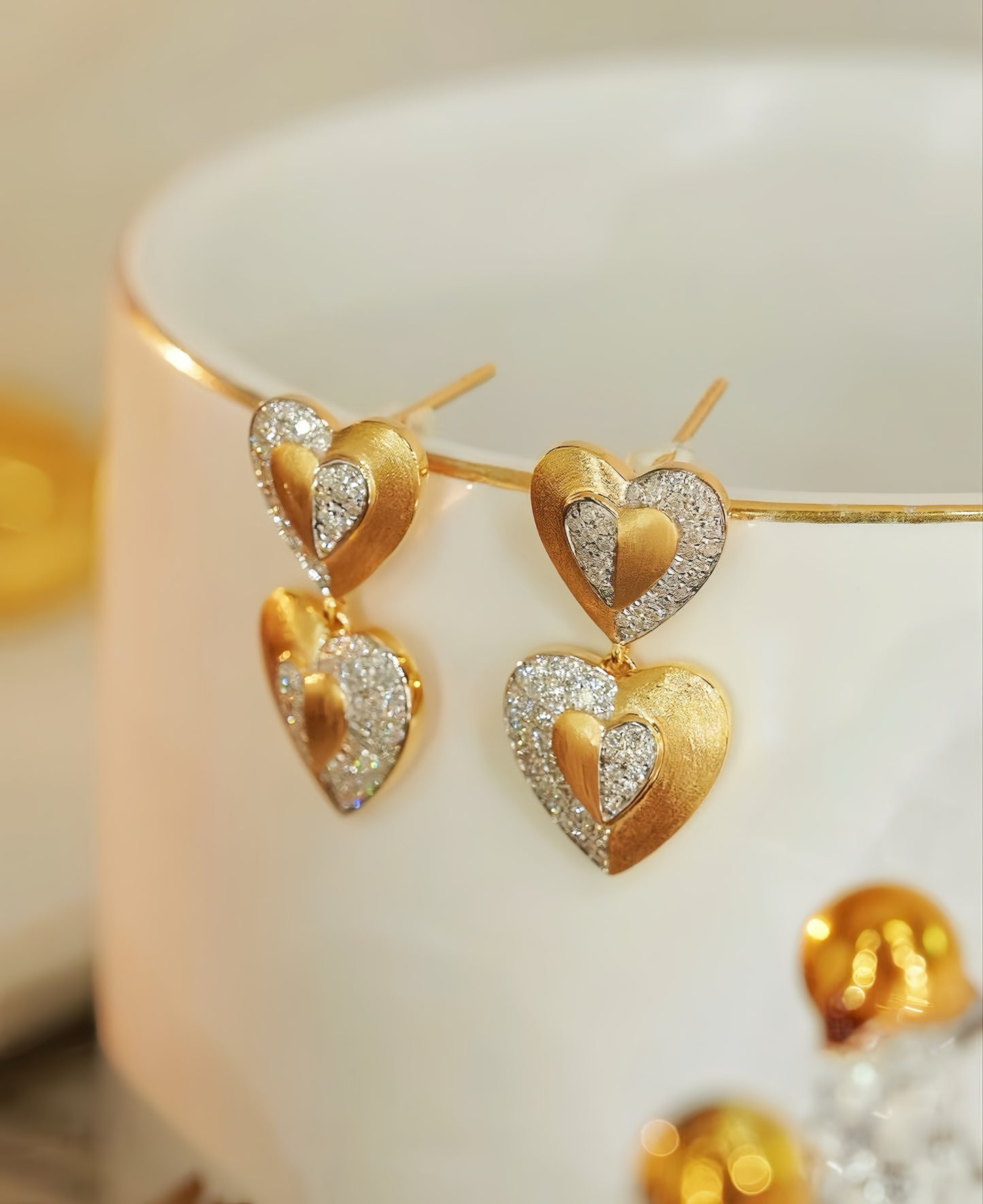 Vintage Heart 18k Gold Diamond Earring (Item No. VT079)