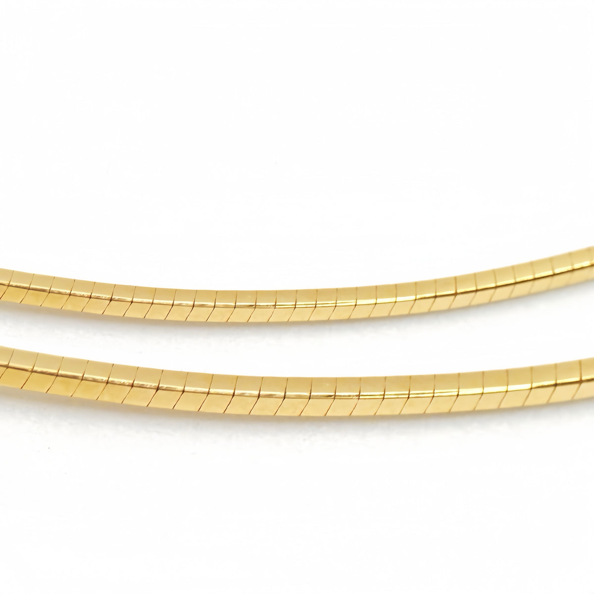 Square Omega 18k Gold Necklace (Item No. OMJ031CN)