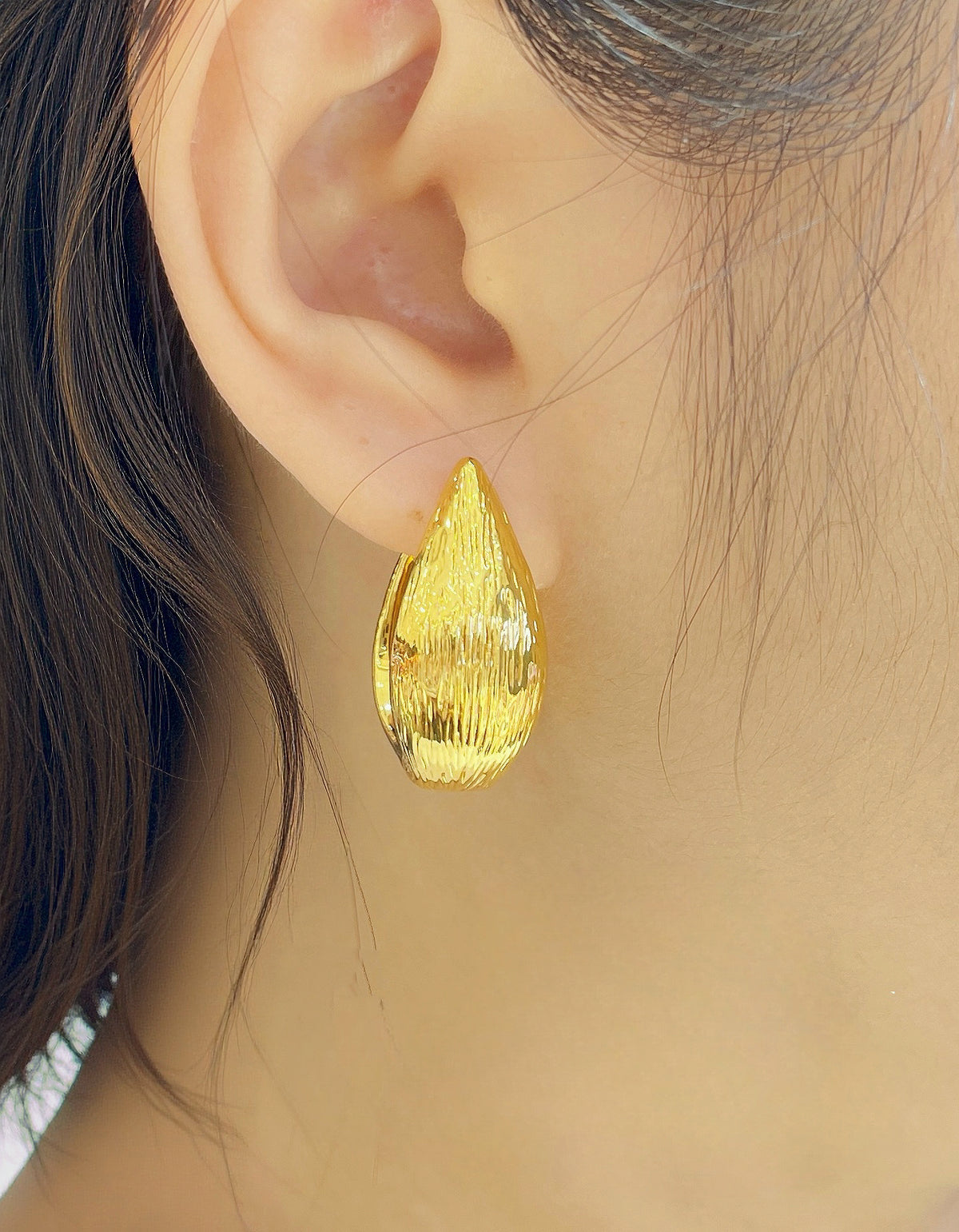 Classic 18k Gold Earring (Item No. SJER007)
