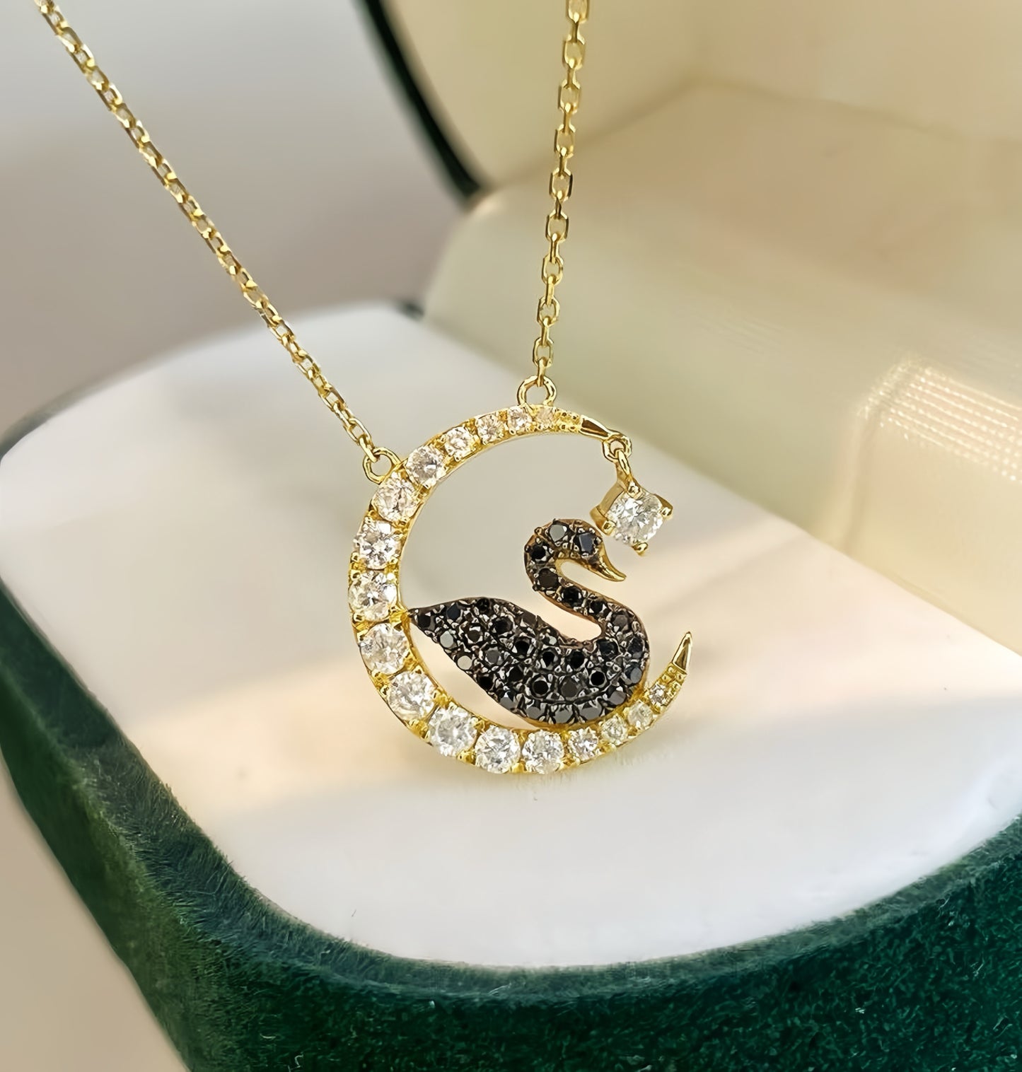 Black Swan 18k Gold Diamond Pendant (Item No. VT116)