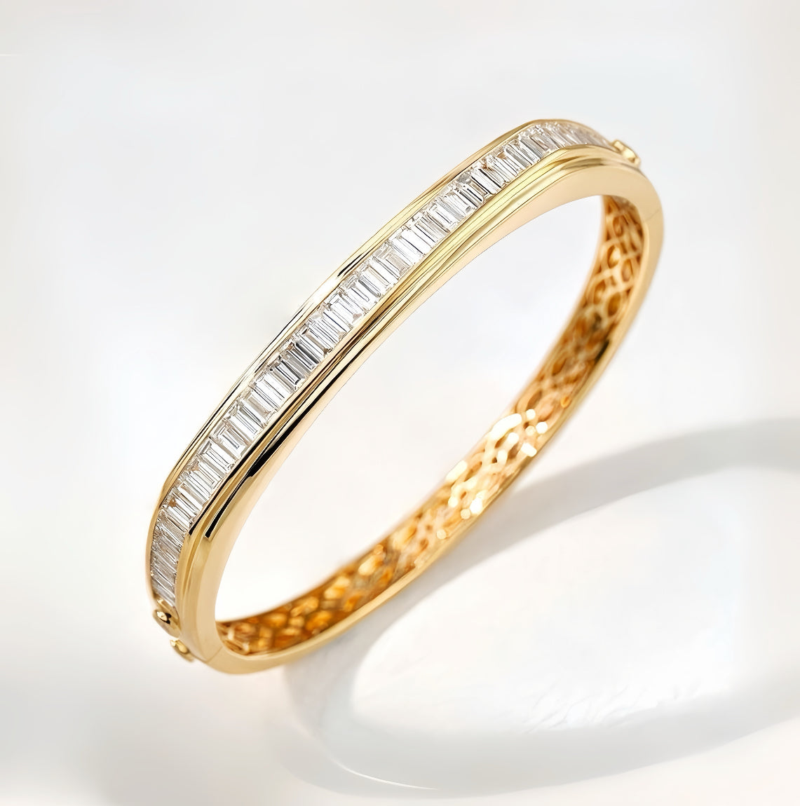 Vintage 18k Gold Diamond Bracelet (Item No. VT261)