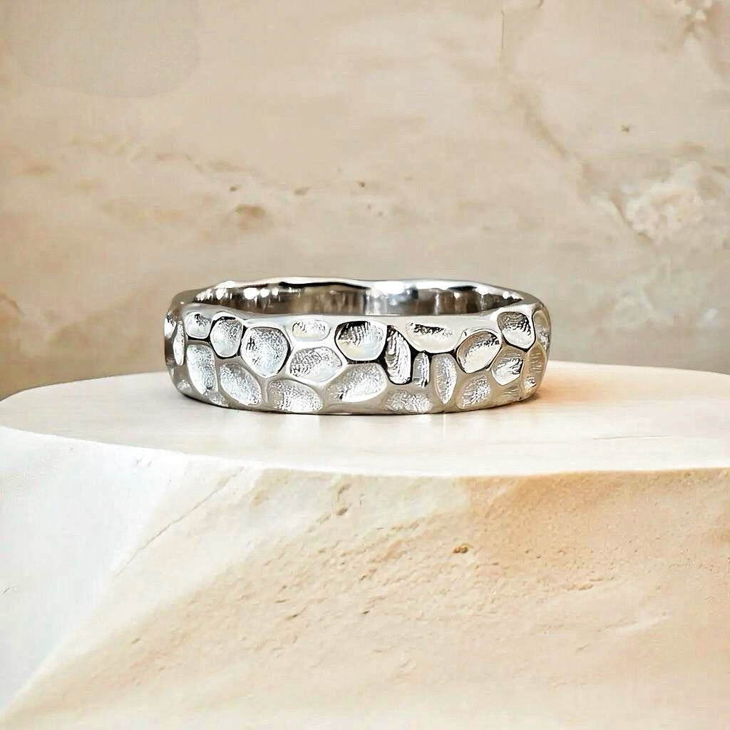 Hammered Silver Ring (Item No. TDRS0005)