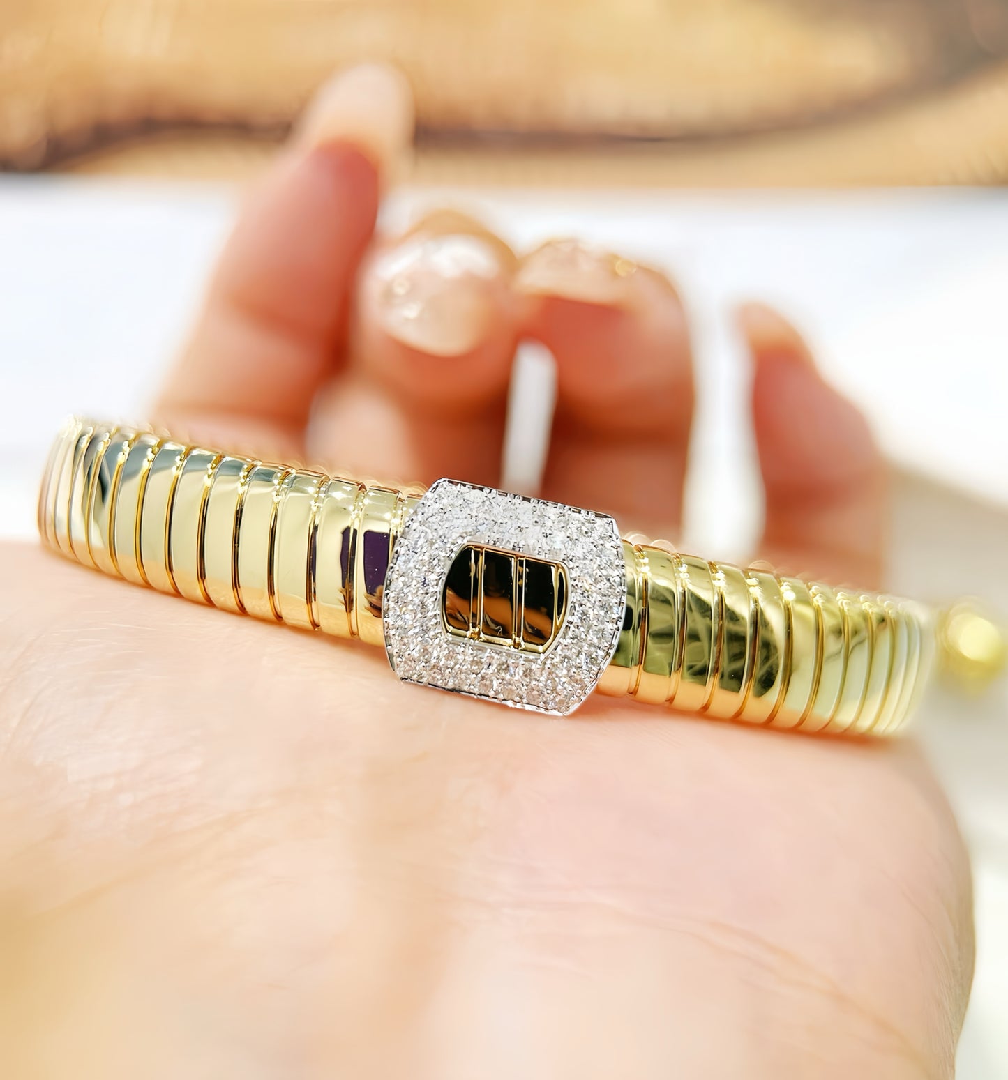 Vintage 18k Gold Diamond Bracelet (Item No. VT354)