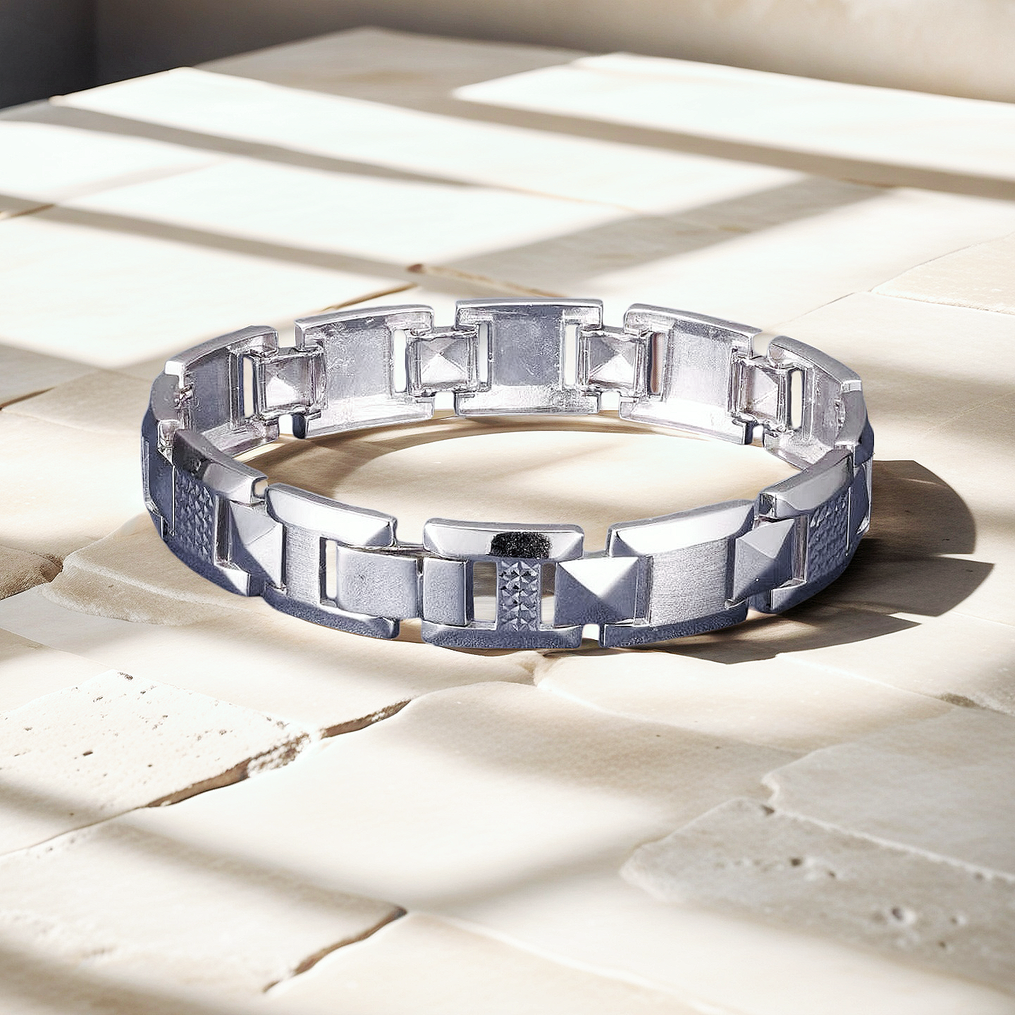 Classic Platinum Gold Bracelet (Item No. GB0041)