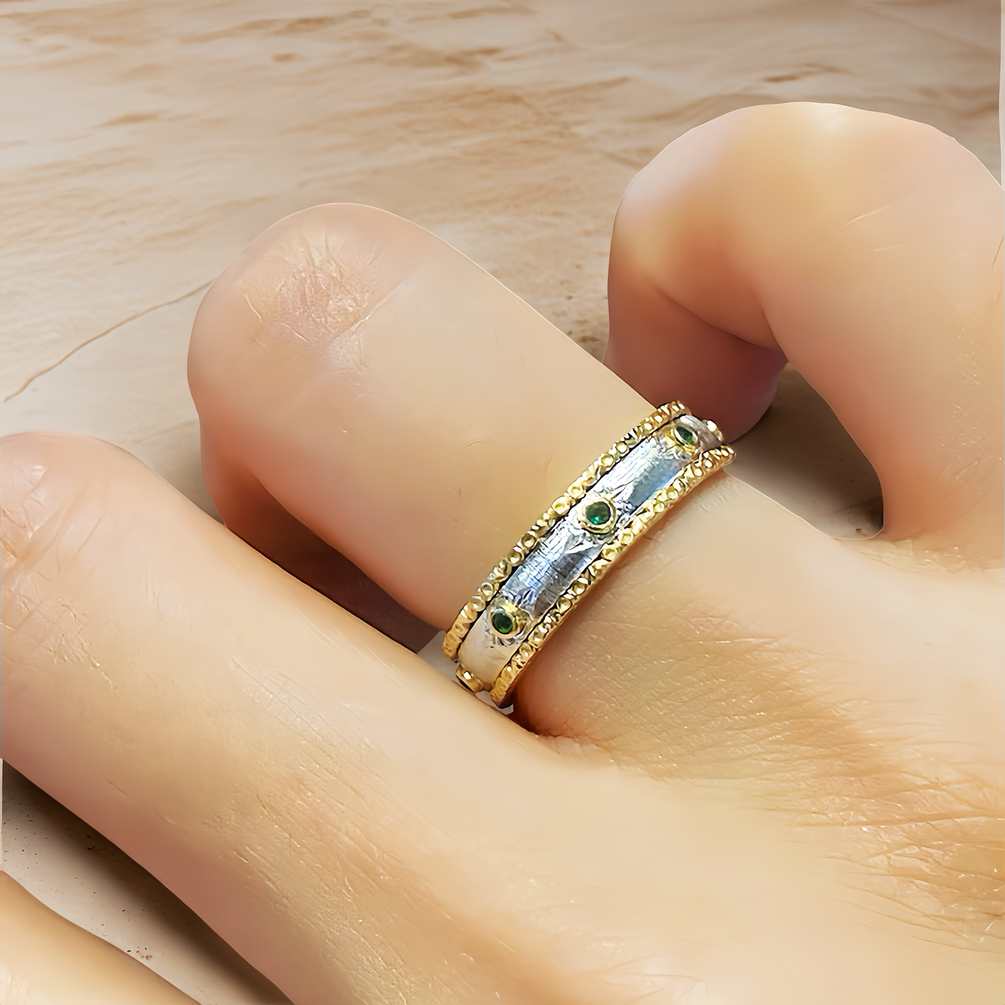 Vintage 18k Gold Diamond Ring (Item No. VT152)