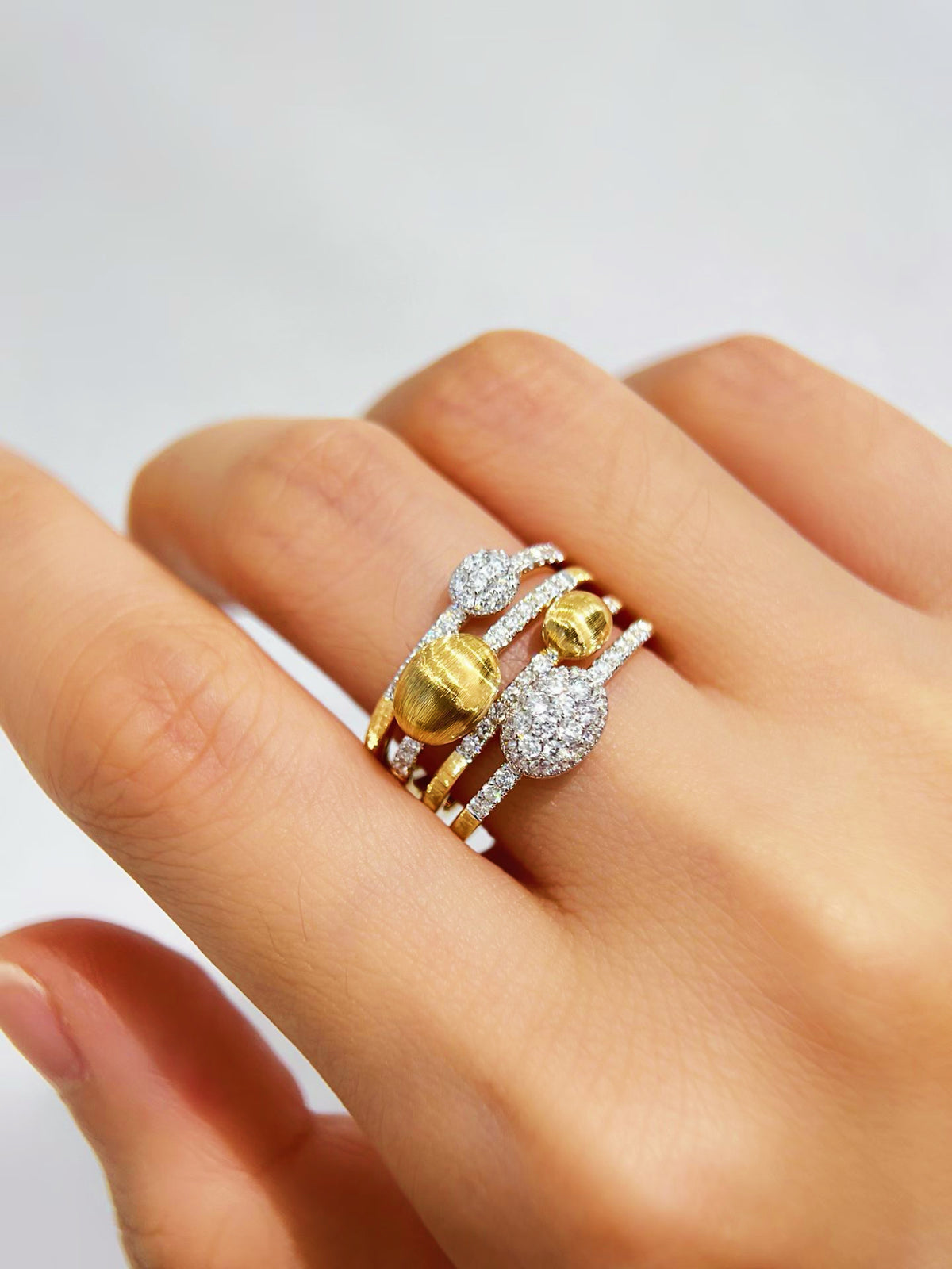 Vintage 18k Gold Diamond Ring (Item No. VT5231)
